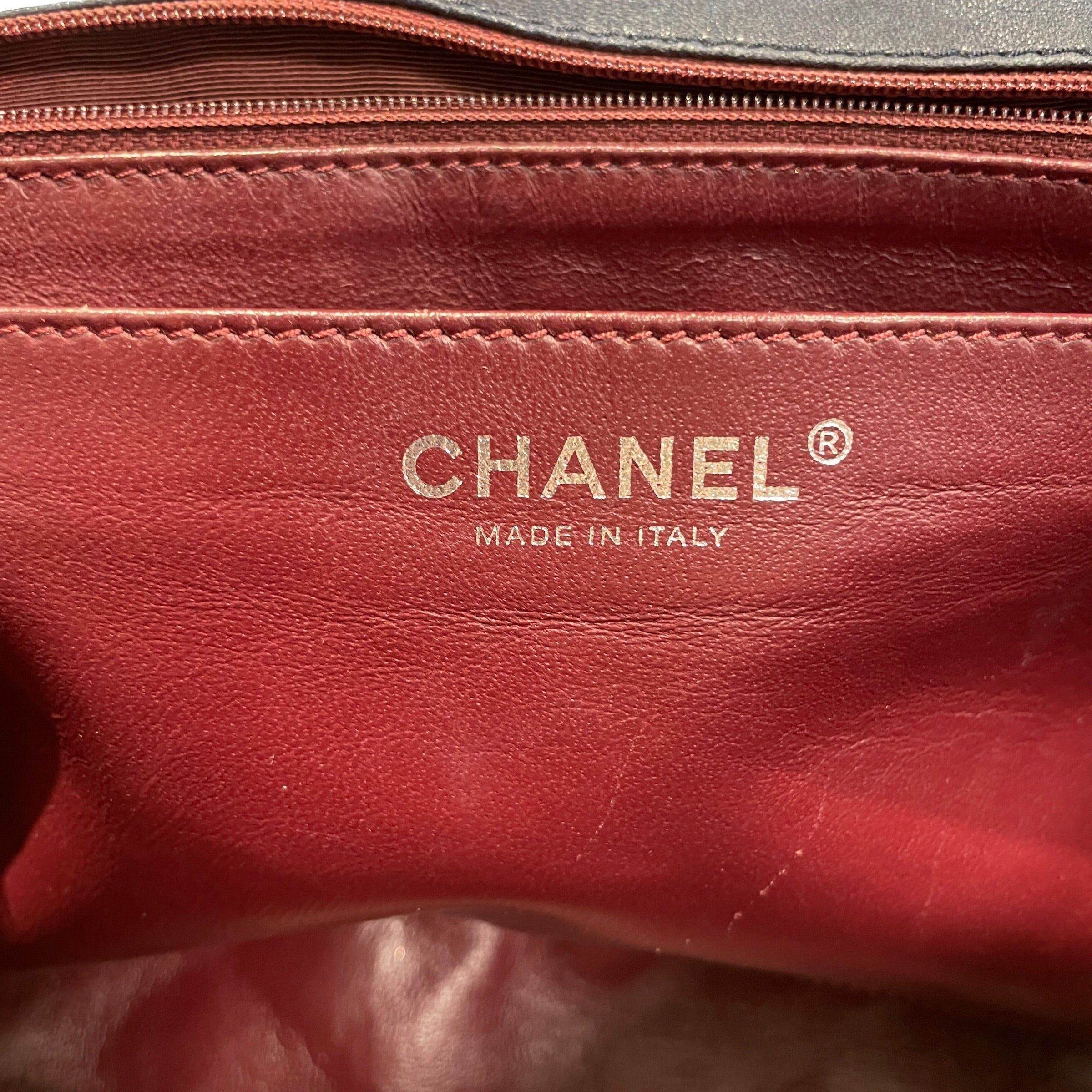 CHANEL/Hand Bag/Lambskin/NVY/classic soft singleflap dwhybr view 4