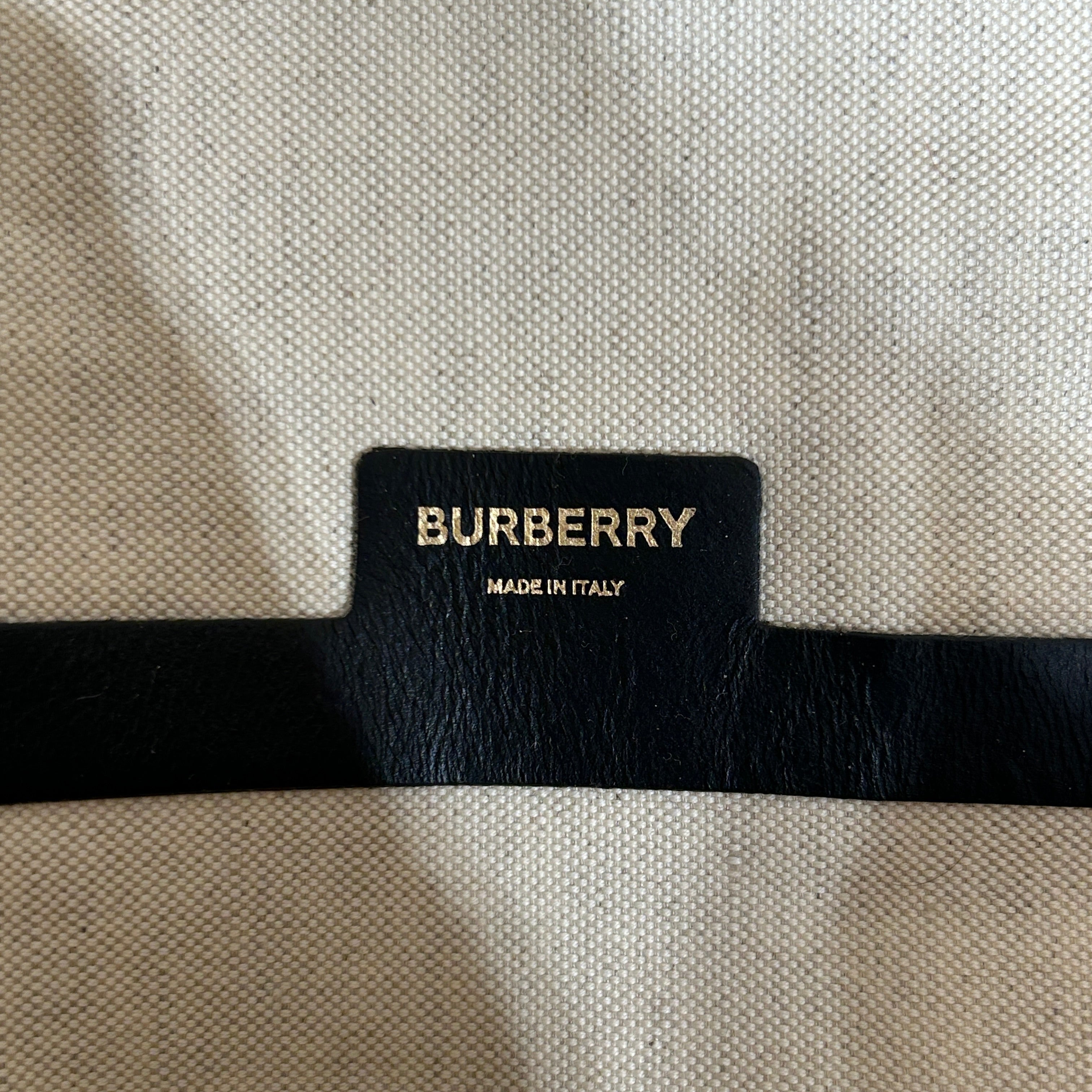 BURBERRY/Tote Bag/WHT/Mythical Alpabet view 5