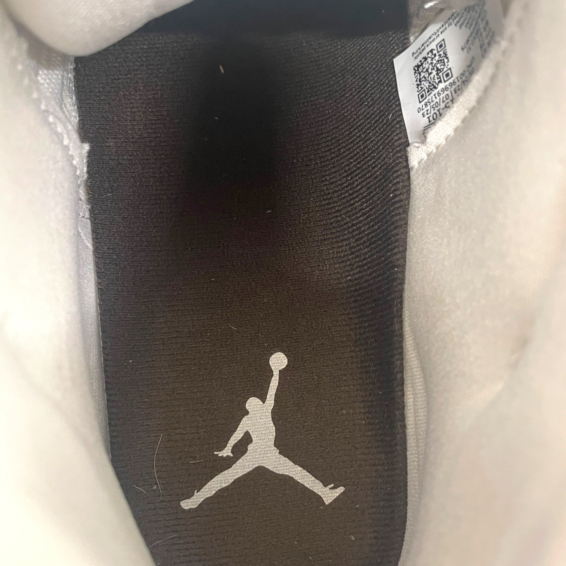 JORDAN BRAND/Hi-Sneakers/US 11/Leather/WHT/11 Retro Neopoitan view 3