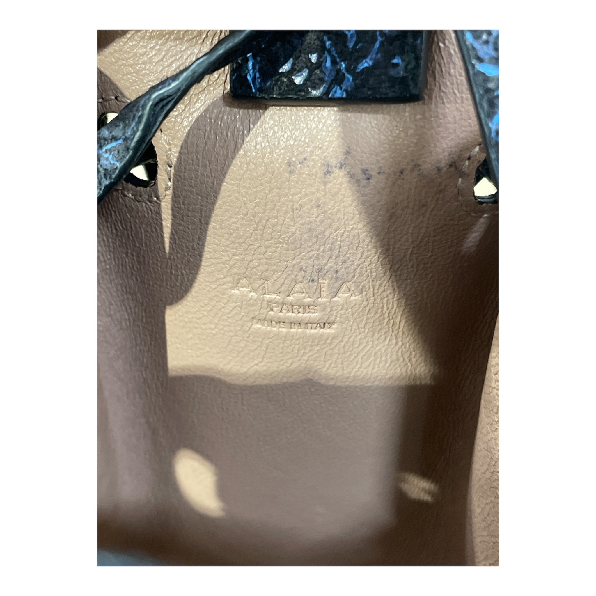 ALAIA/Bag/Animal Pattern/Leather/NVY/TOP HANDLE BUCKET BAG view 5