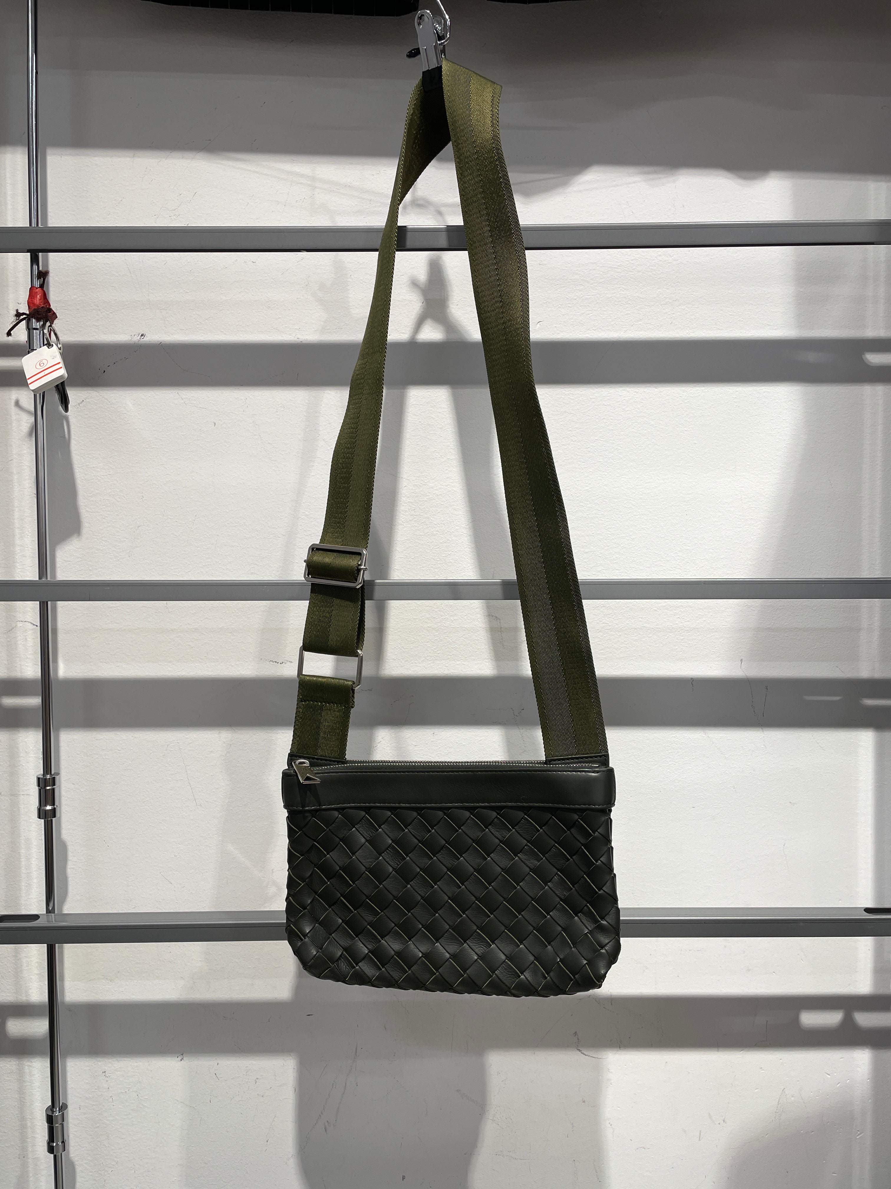 BOTTEGA VENETA/Cross Body Bag/Leather/BRW/INTRECCIATO DUO BAG BROWN view 1