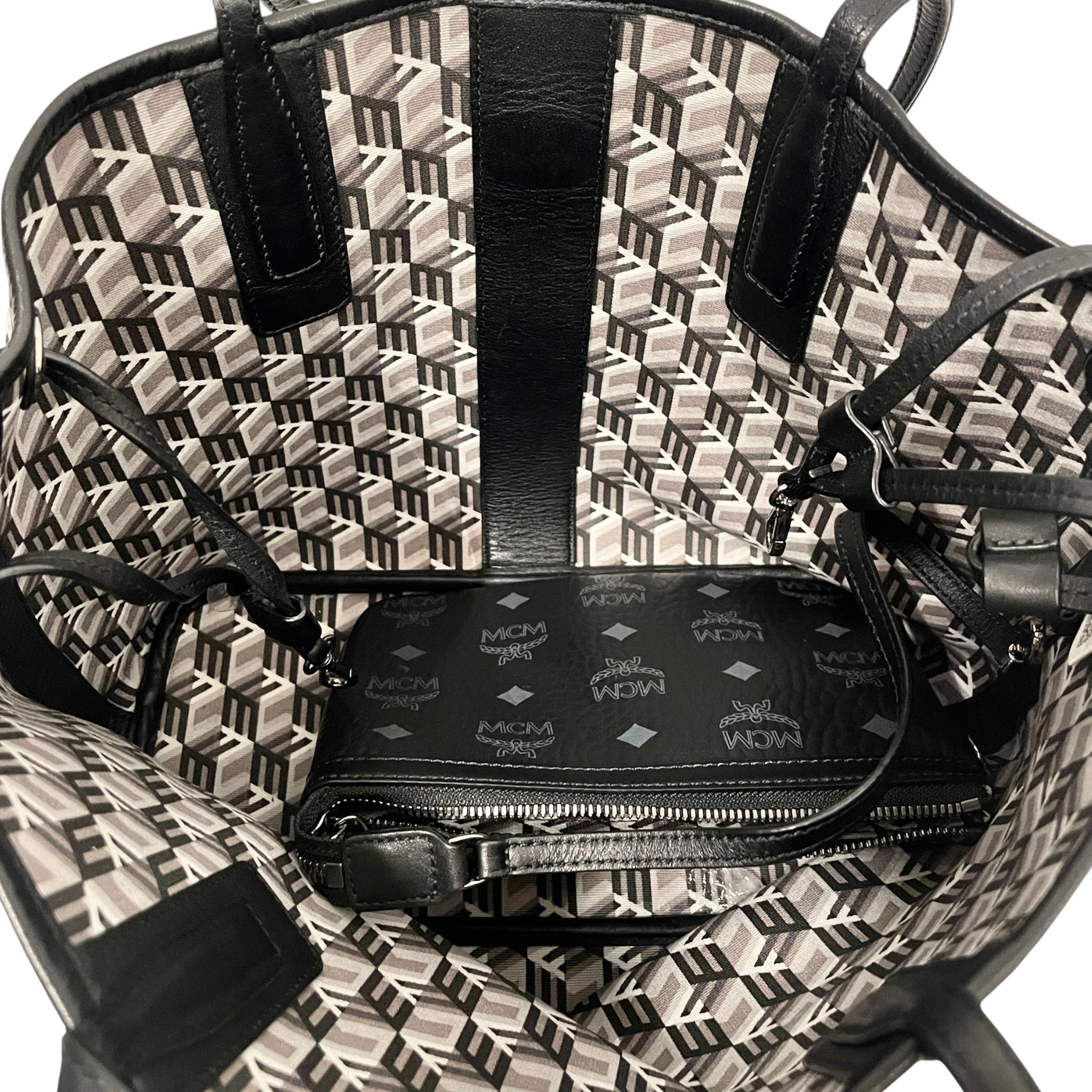 MCM/Tote Bag/Monogram/Leather/BLK/TOTE BAG view 4