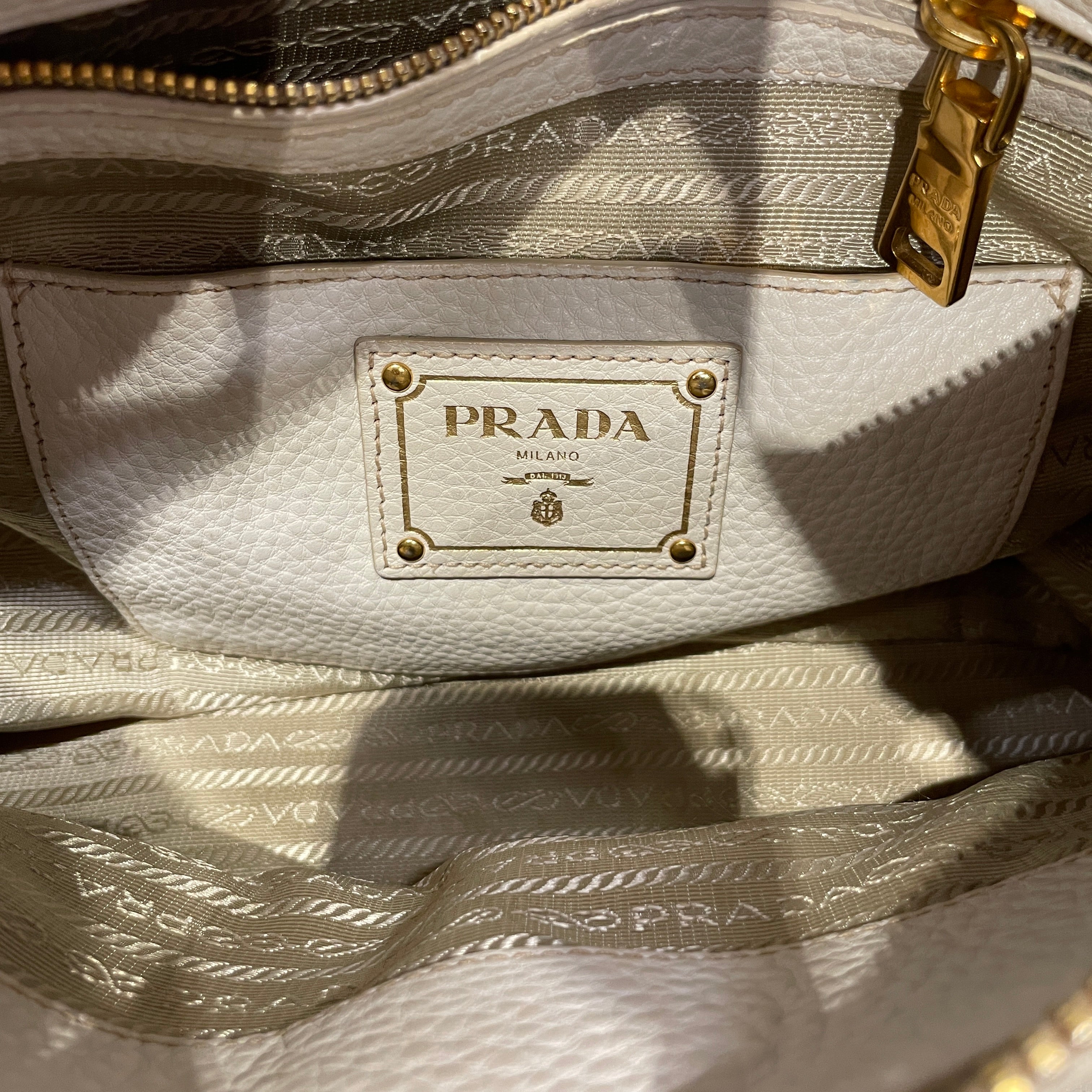 PRADA/Tote Bag/Leather/WHT/vitello dano zip top convertib view 8