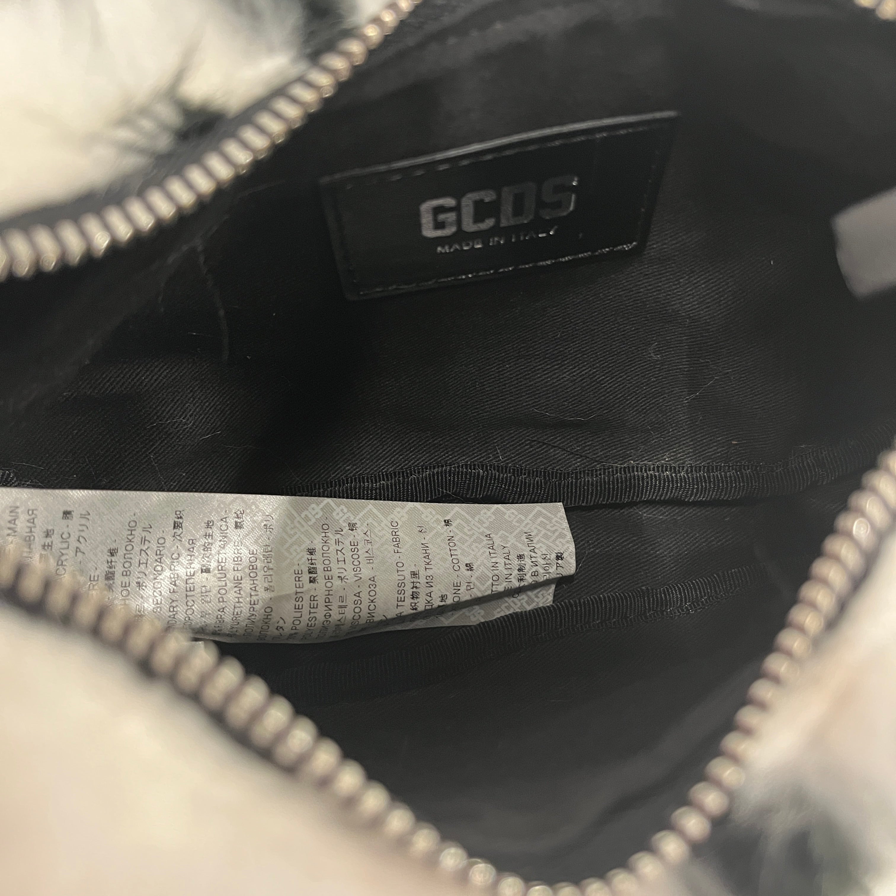 GCDS/Hand Bag/Graphic/Fake Fur/WHT/ view 3