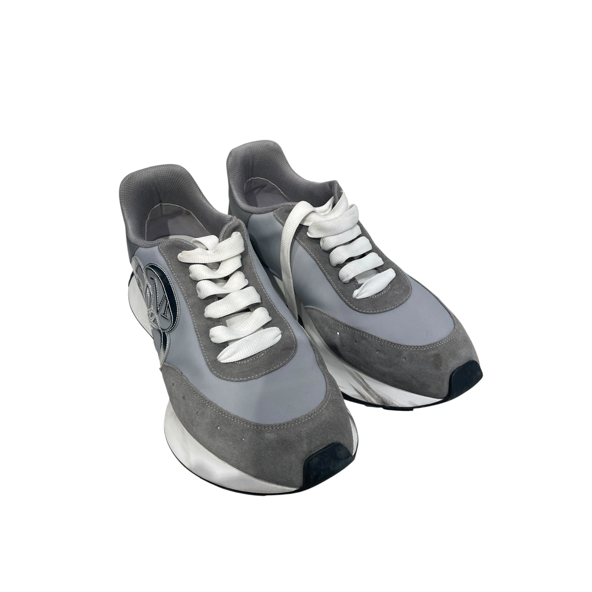 Alexander McQueen/Low-Sneakers/US 13/Suede/GRY/SILVER "AM" FLOWER LOGO view 1