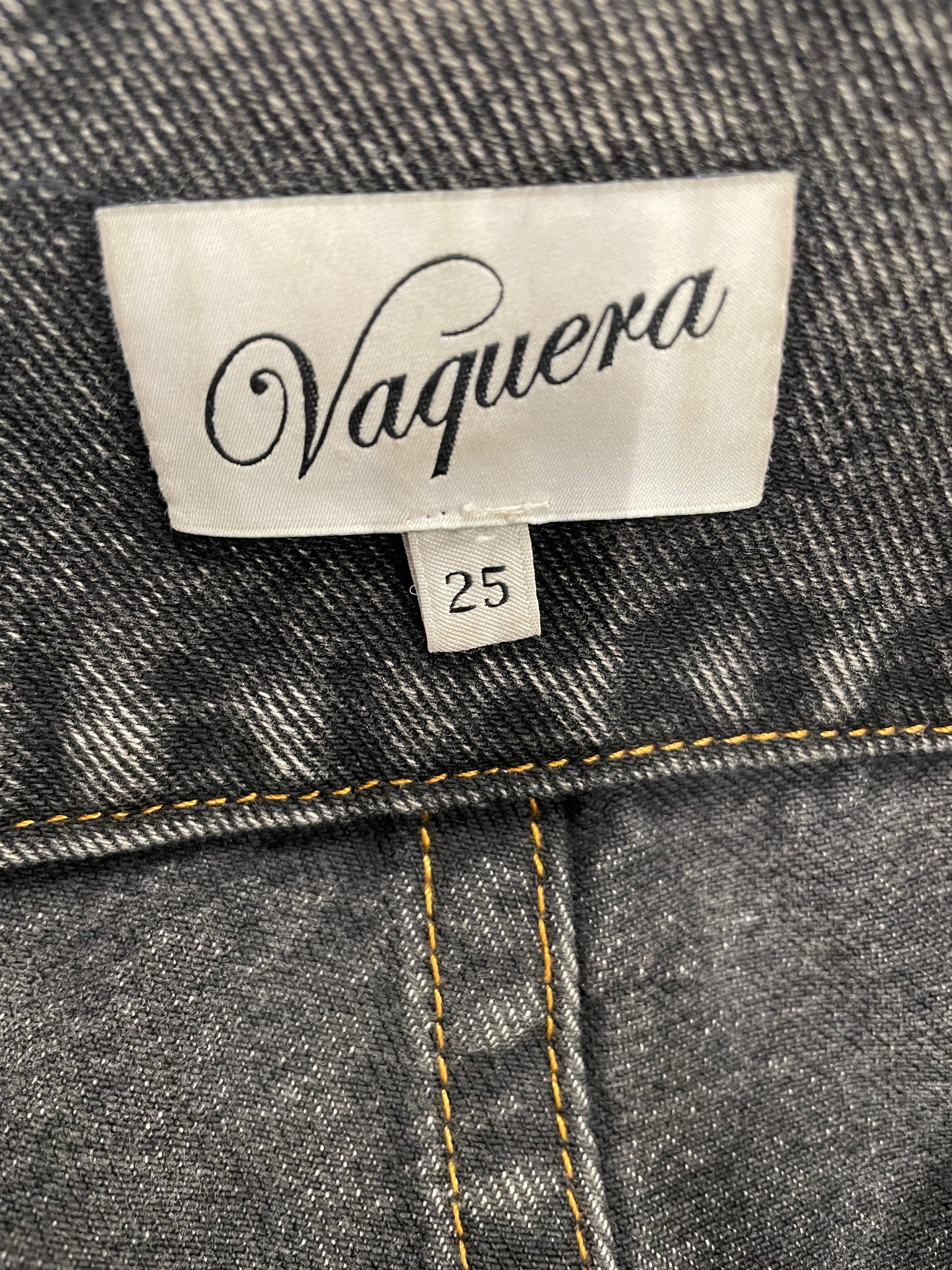 Vaquera/Shorts/25/Cotton/GRY/FRAY HEM/JUMBO CLOSURE BUTTON view 3