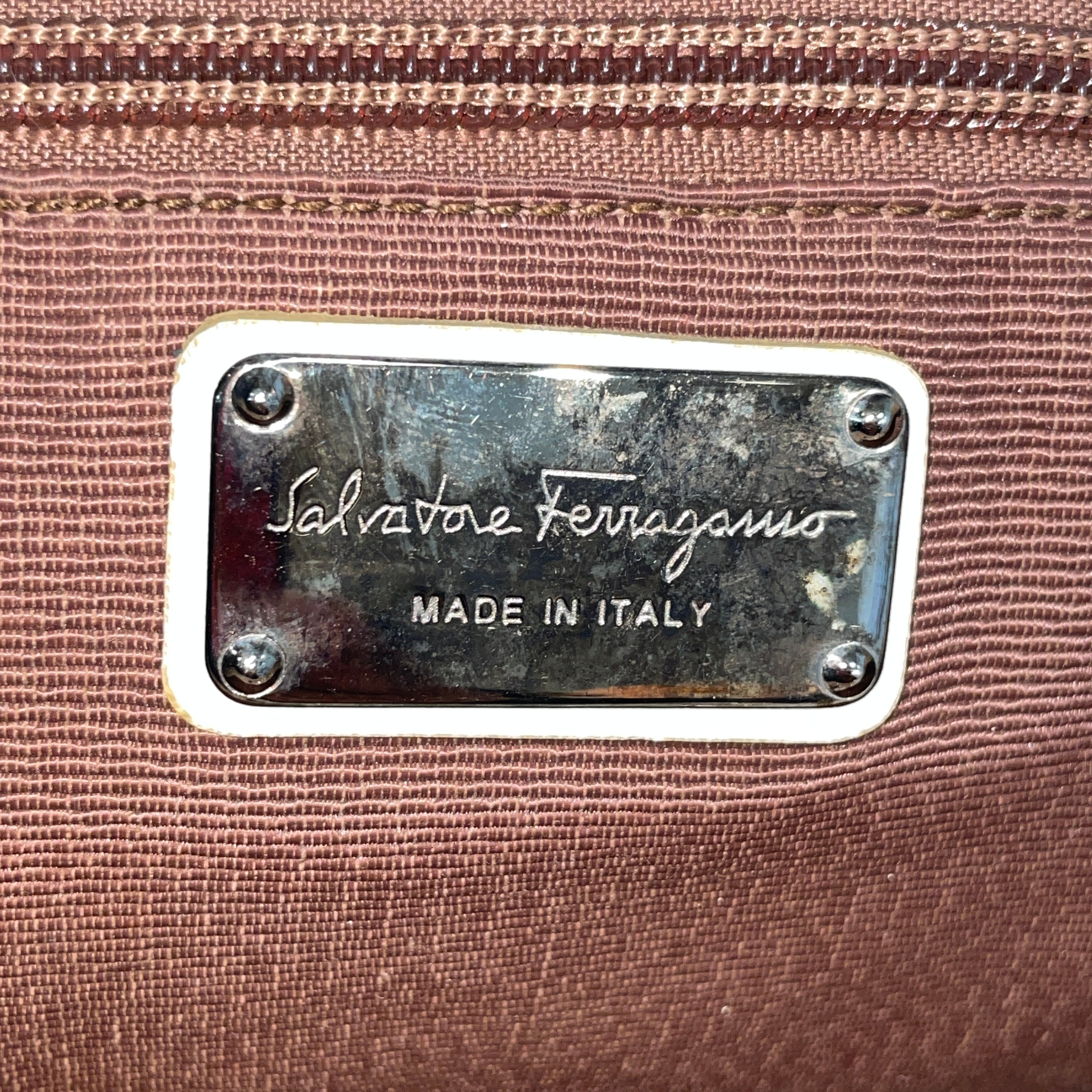 Salvatore Ferragamo/Tote Bag/Monogram/Leather/WHT/Monogram tote view 6