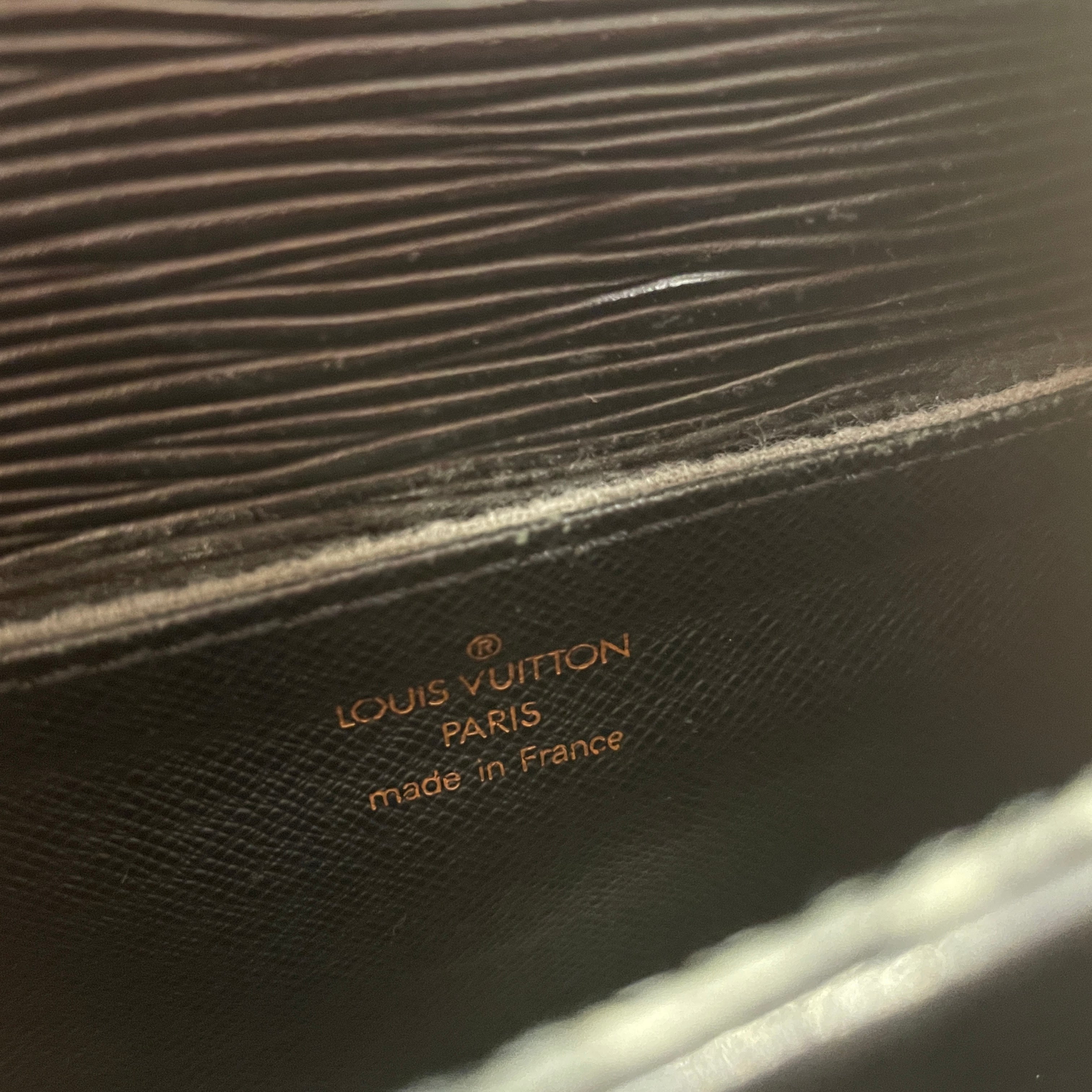 LOUIS VUITTON/Cross Body Bag/Leather/BLK/epi saint cloud view 6