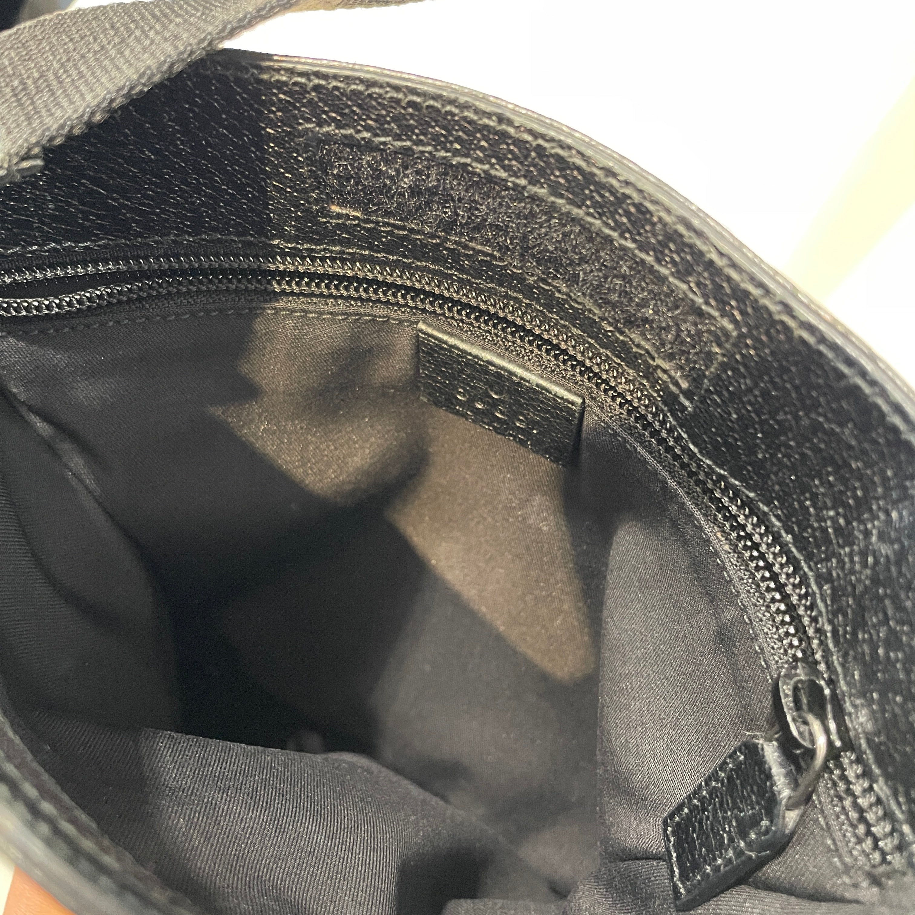 GUCCI/Cross Body Bag/Monogram/Nylon/BLK/Monogram cross body bag view 3
