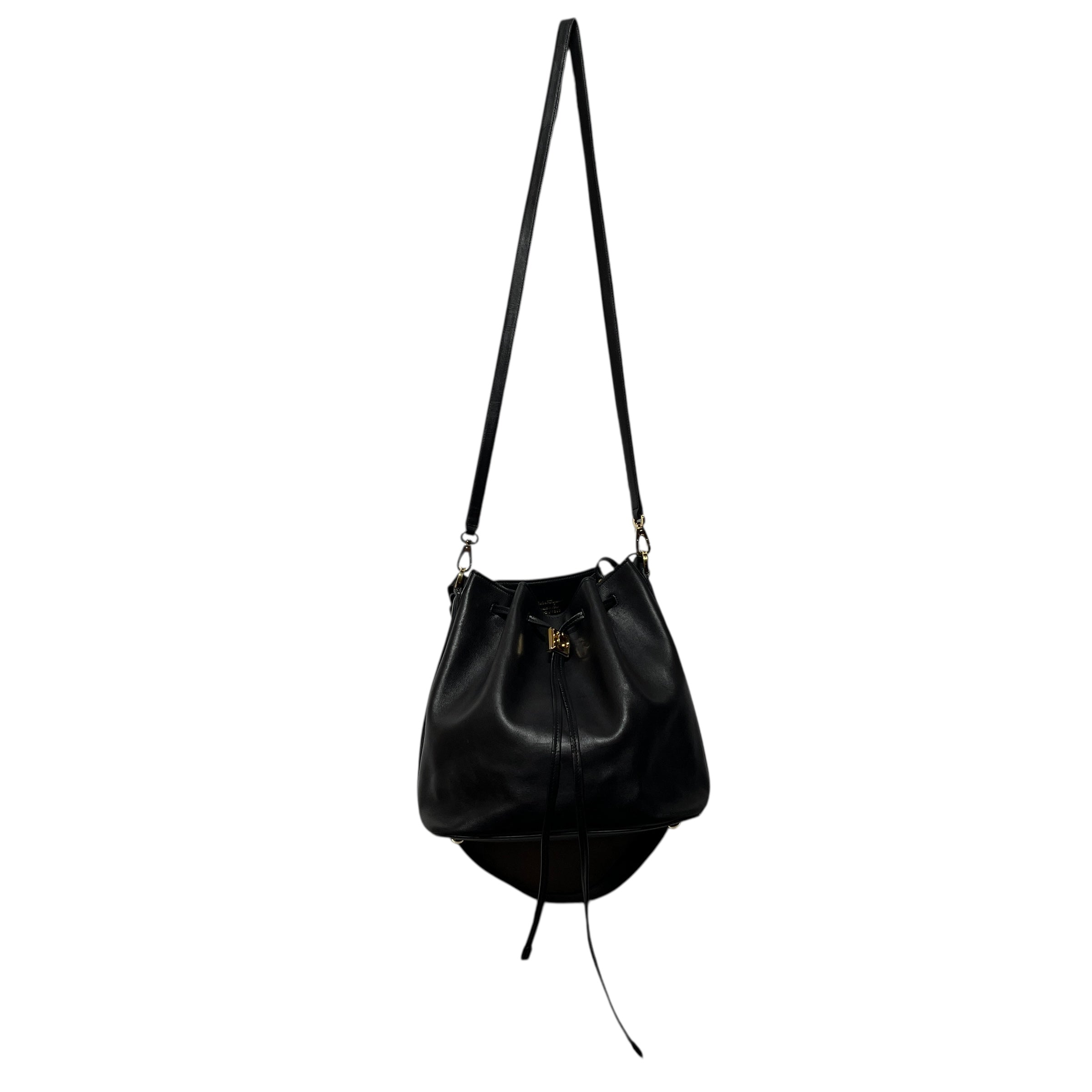 Salvatore Ferragamo/Basket Bag/Leather/BLK/GOLD HARDWARE view 1