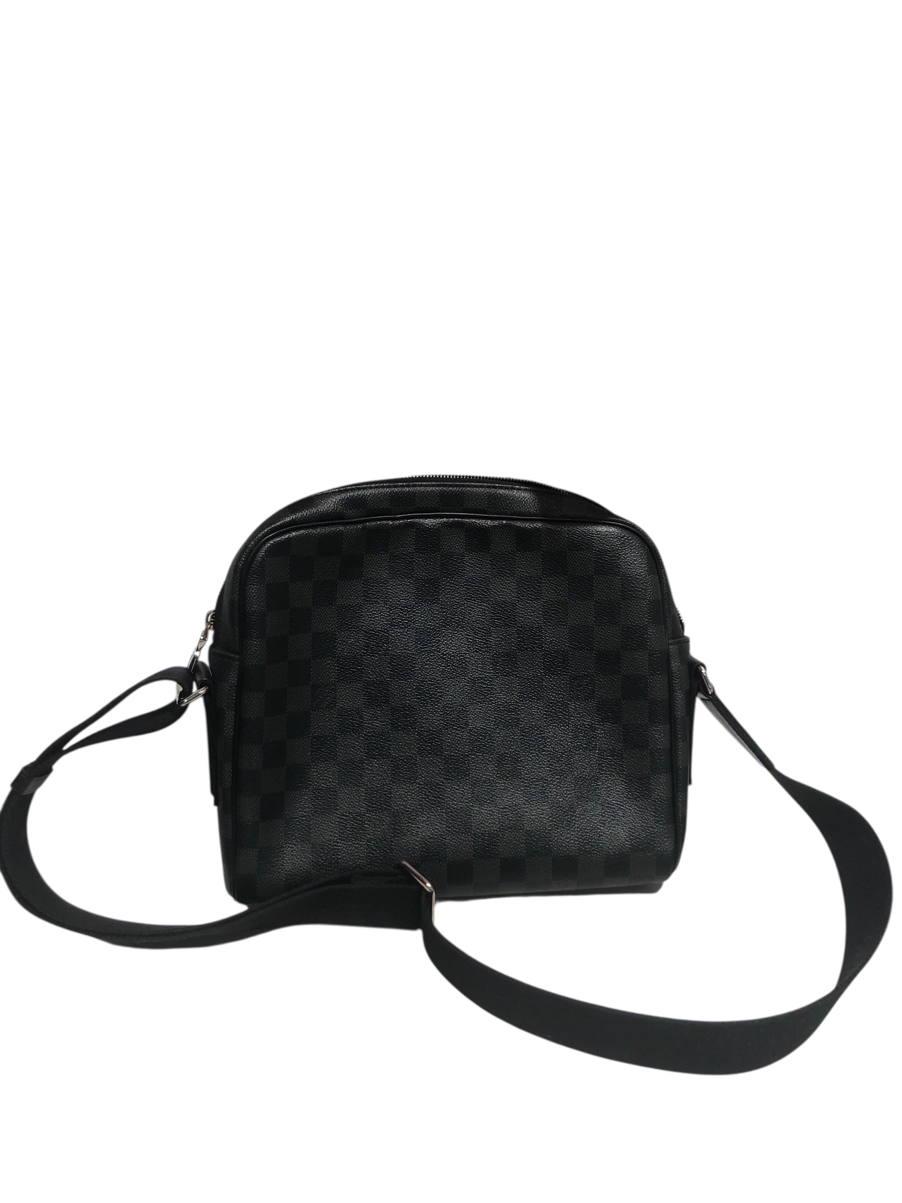LOUIS VUITTON/Pouch/Damier Graphite Dayton Bag view 2