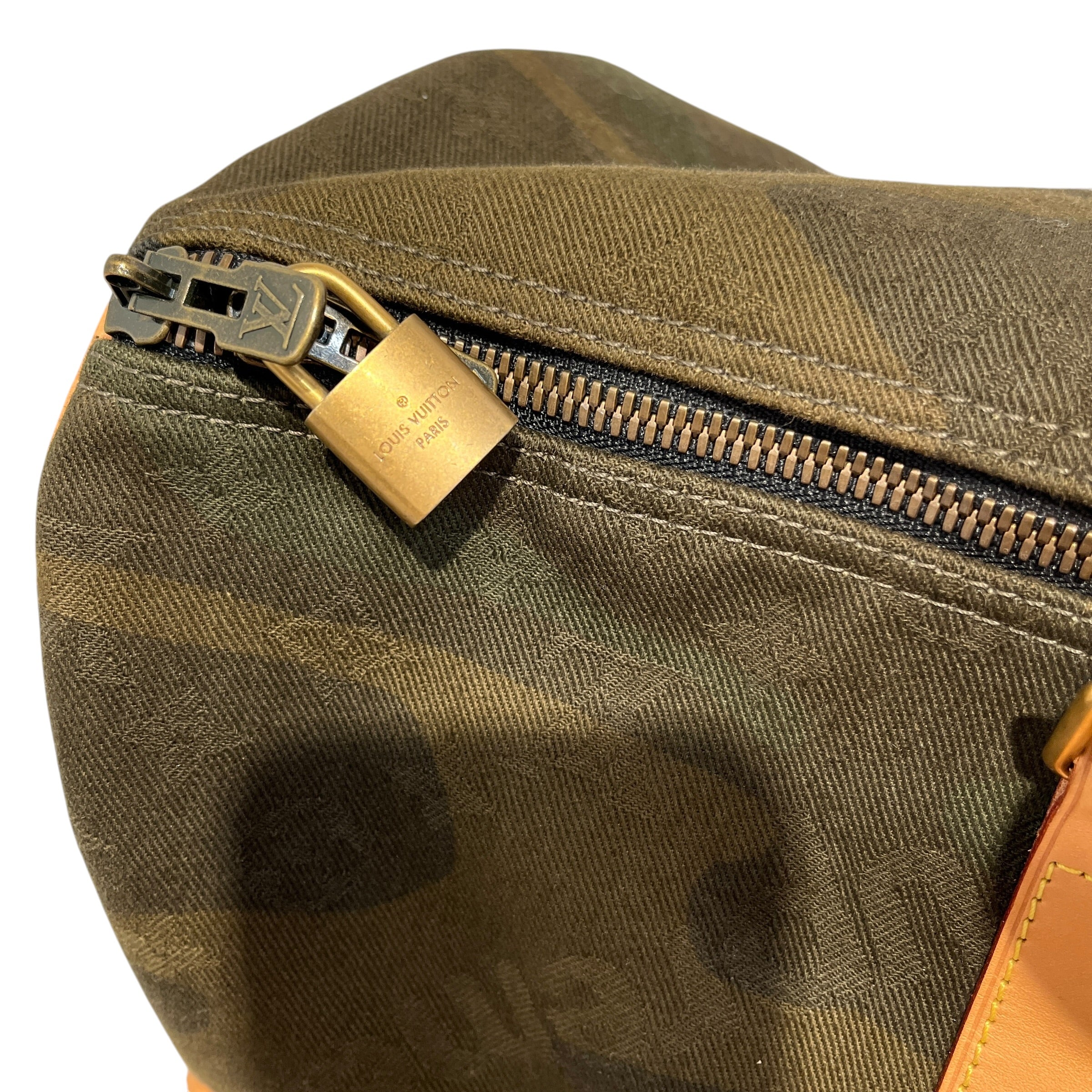 LOUIS VUITTON/Supreme/Luggage/Cotton/GRN/SUPREME SS17 CAMO KEEPALL TRAV view 7