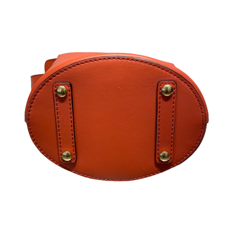 BURBERRY LONDON/Bag/M/Leather/ORN/Bucket Bag CFPLCP1374