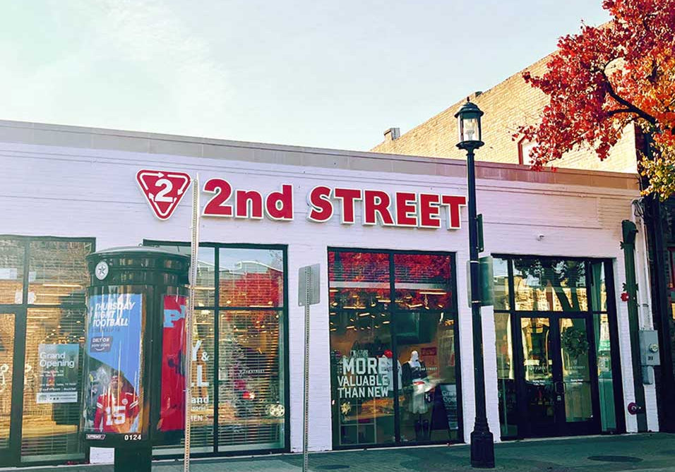 front of 2nd street deep ellum