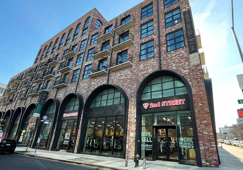 front of store 2nd street williamsburg