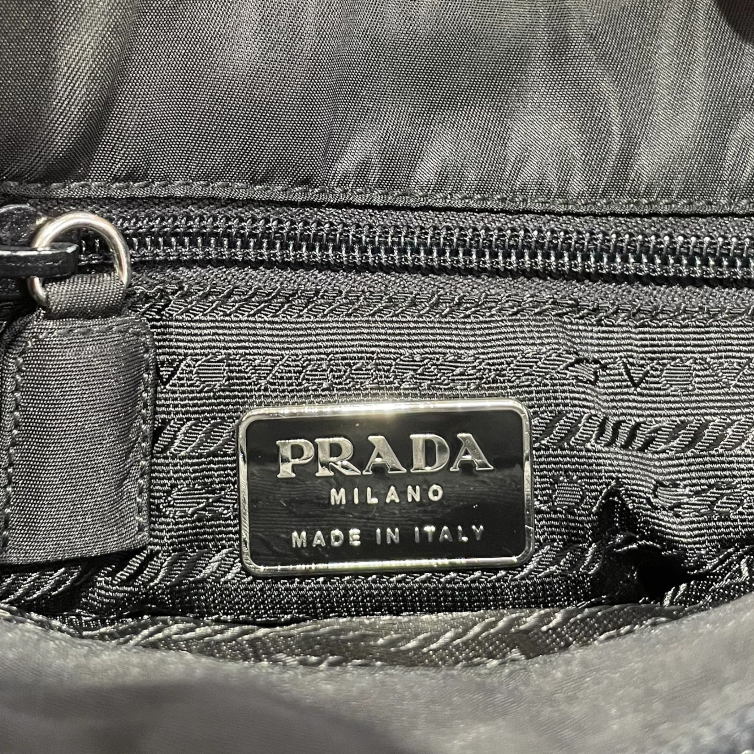 PRADA/Bag/Nylon/GRN/Prada Tessuto QuiltedChainTote view 7