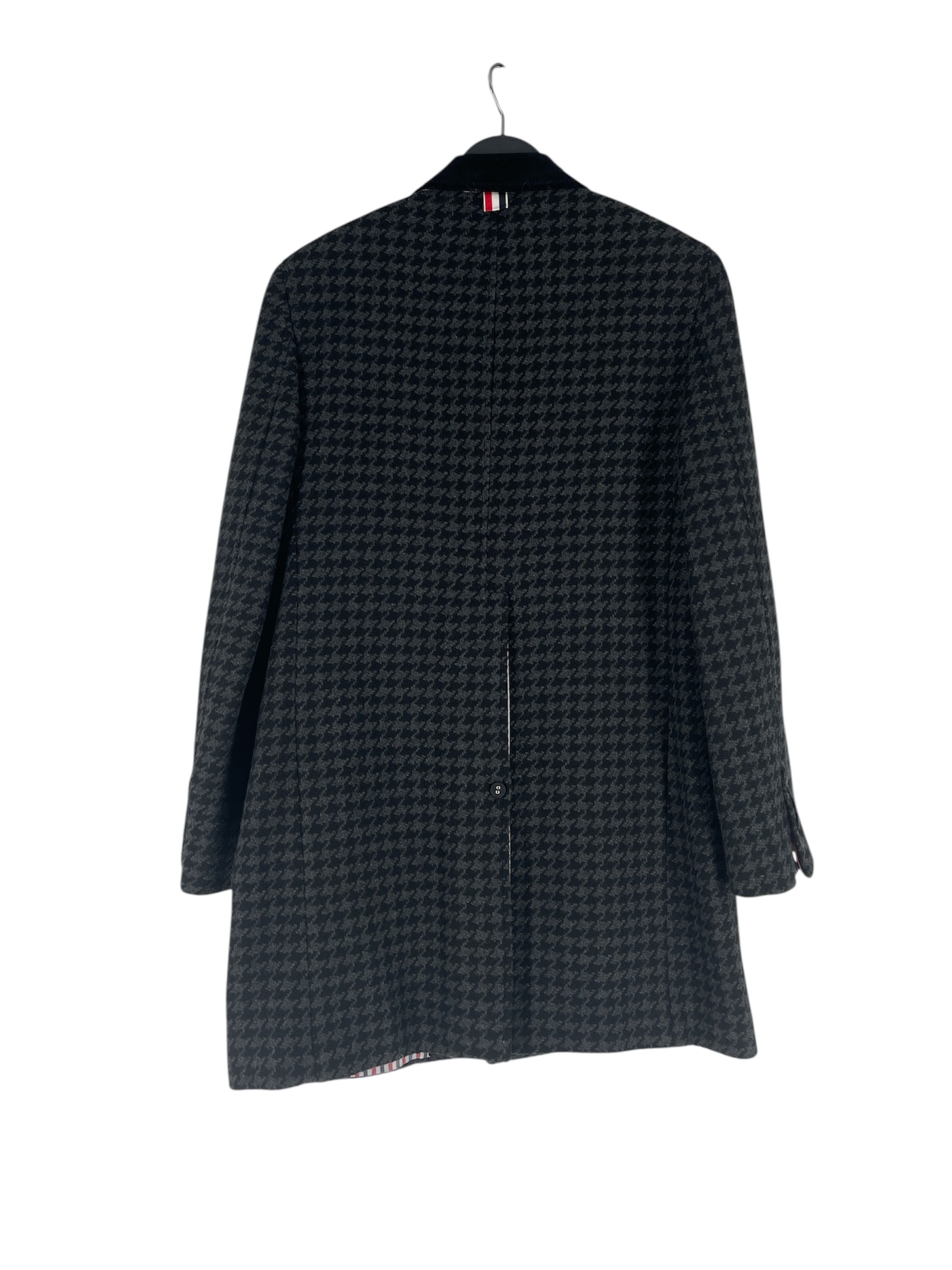 THOM BROWNE. NEW YORK/Coat/0/Cashmere/BLK/Single Breasted/Houndstooth Check/STRIPED LINING view 2