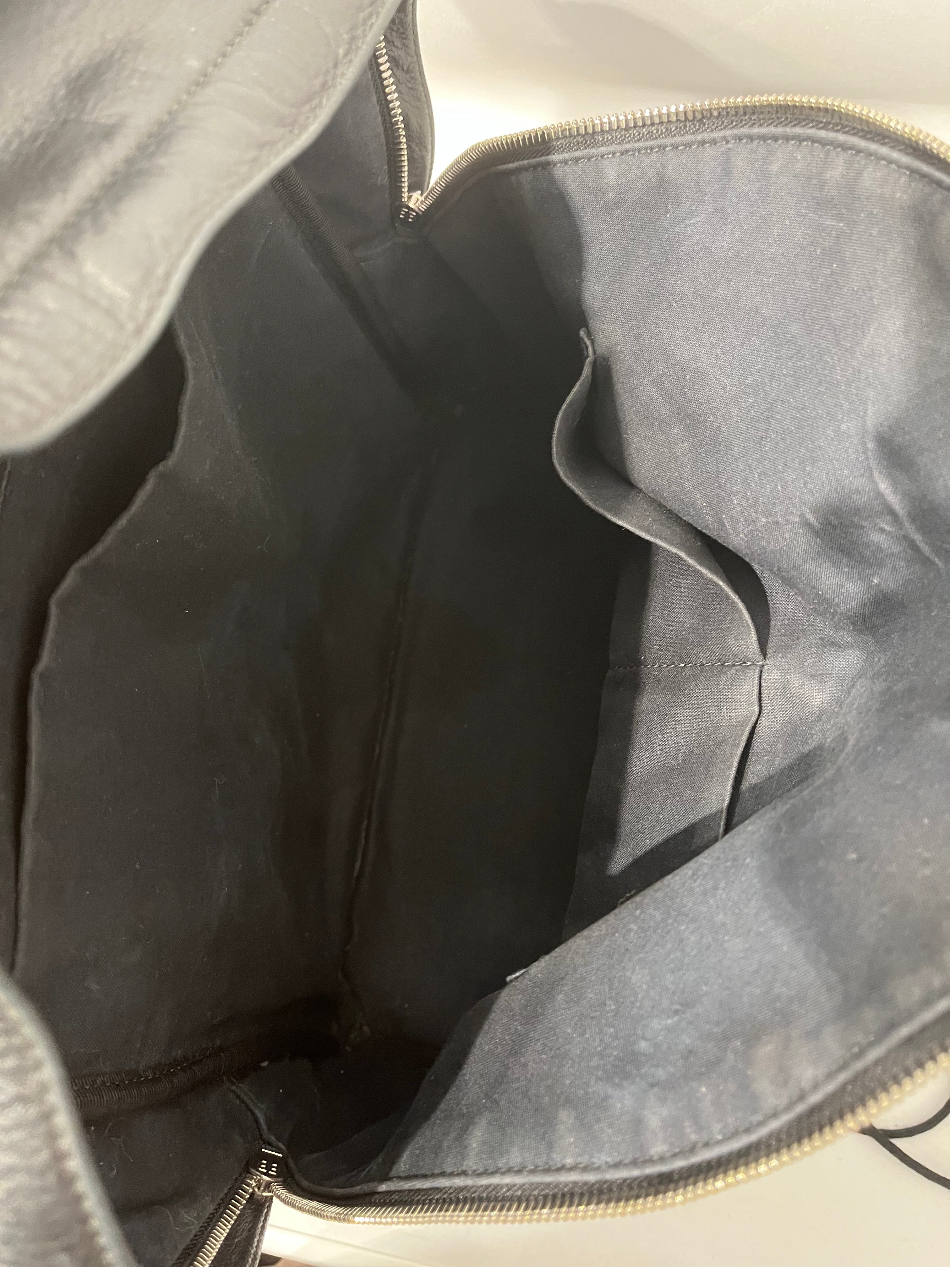 BALENCIAGA/Backpack/Leather/BLK/WHT LOGO view 6