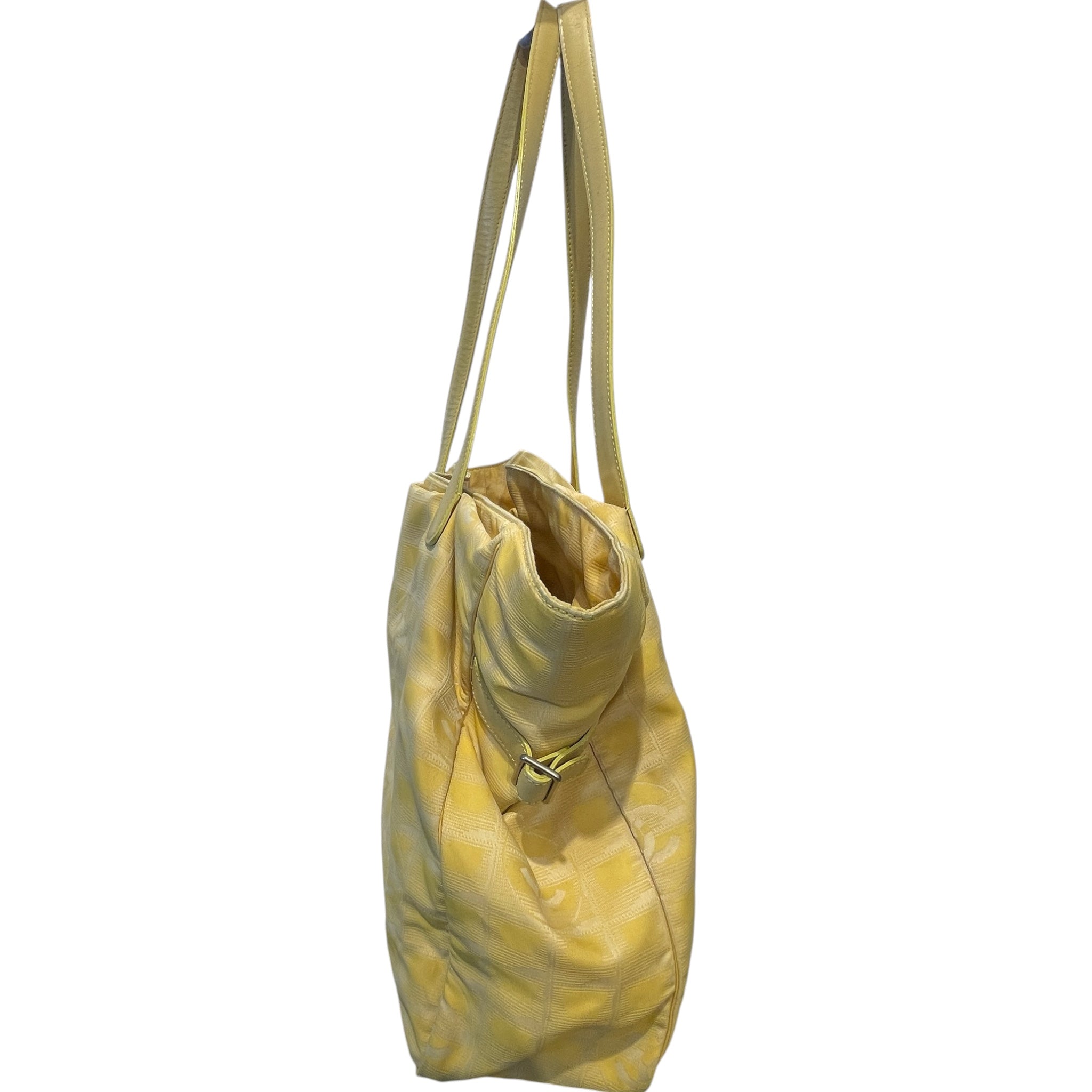 CHANEL/Tote Bag/Monogram/Nylon/YEL/Sport Ligne Travel Tote view 6