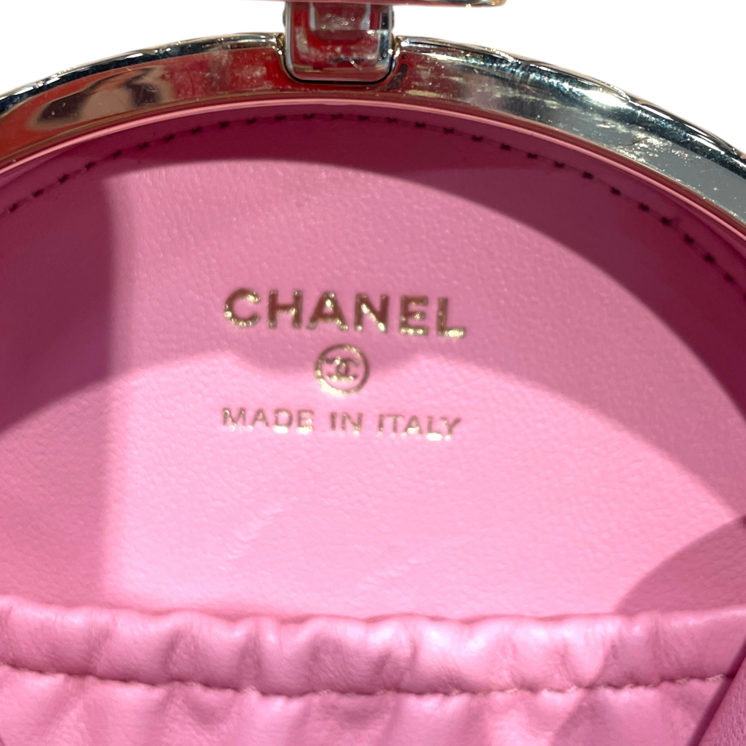 CHANEL/Clutch Bag/Round Coin Bag view 5