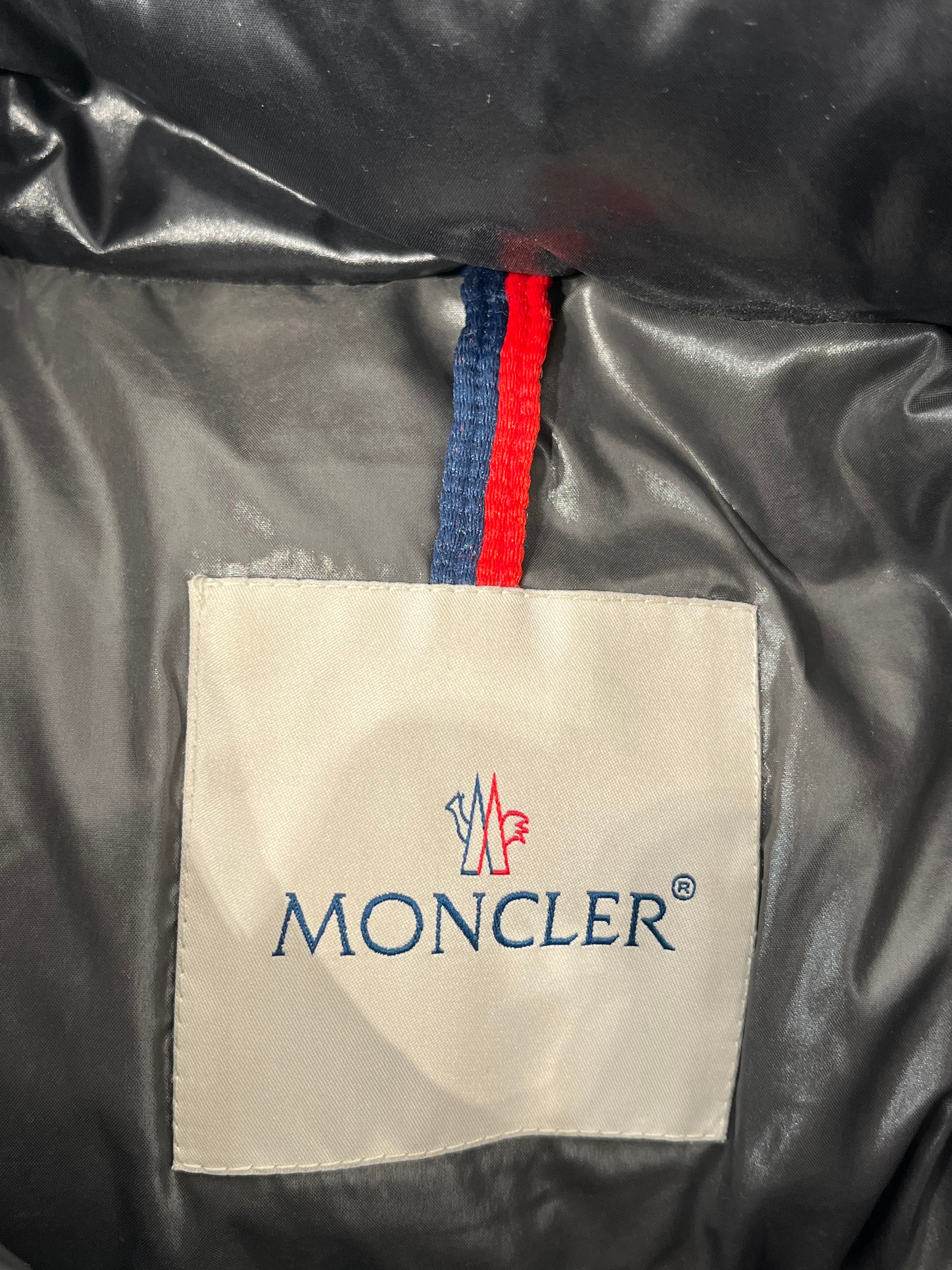 MONCLER/Puffer Jkt/4/Nylon/BLK/MAYA GIUBUTTO BLK view 3