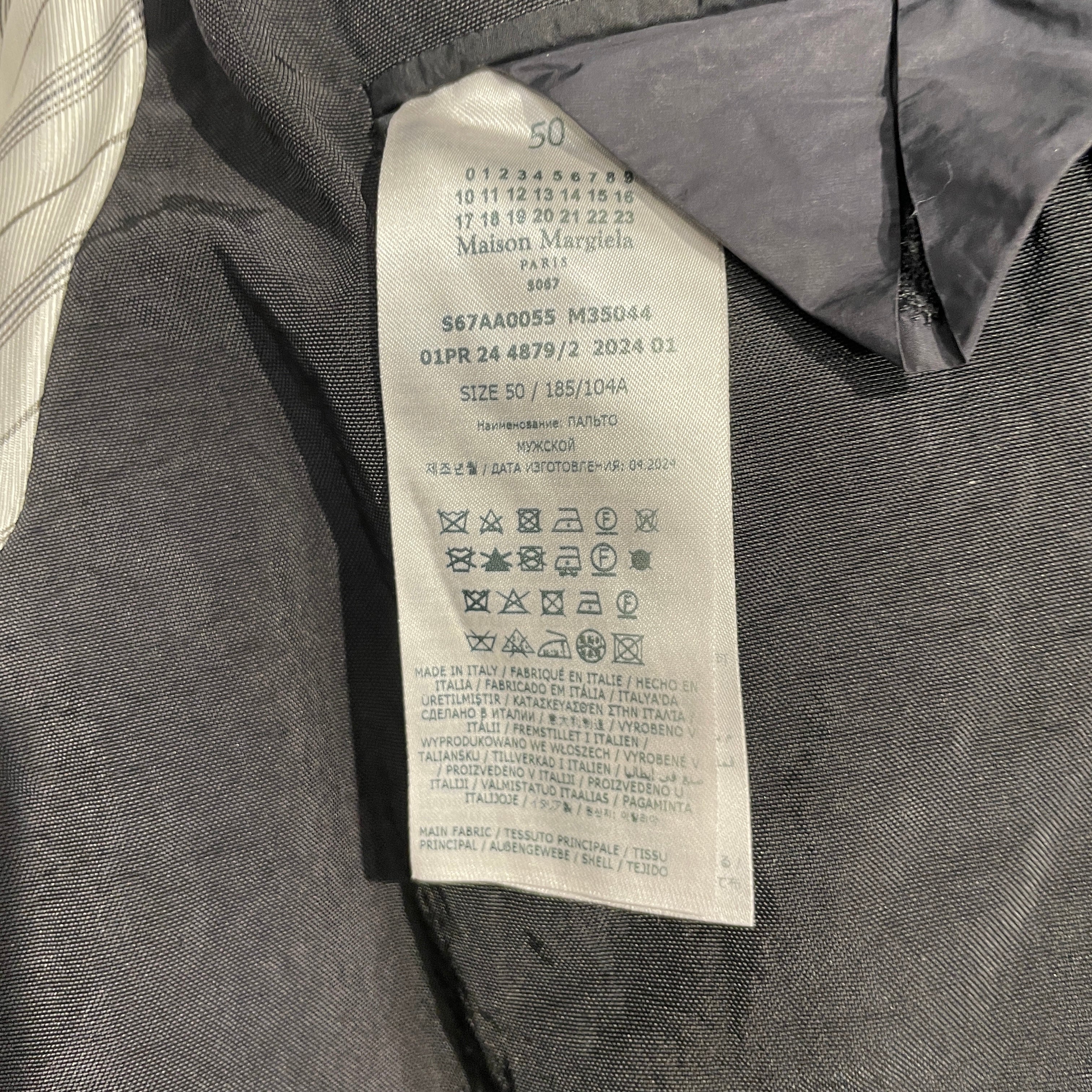 Maison Margiela/Coat/50/Nylon/BLK/HARD HAND PUFF SLEEVE view 3