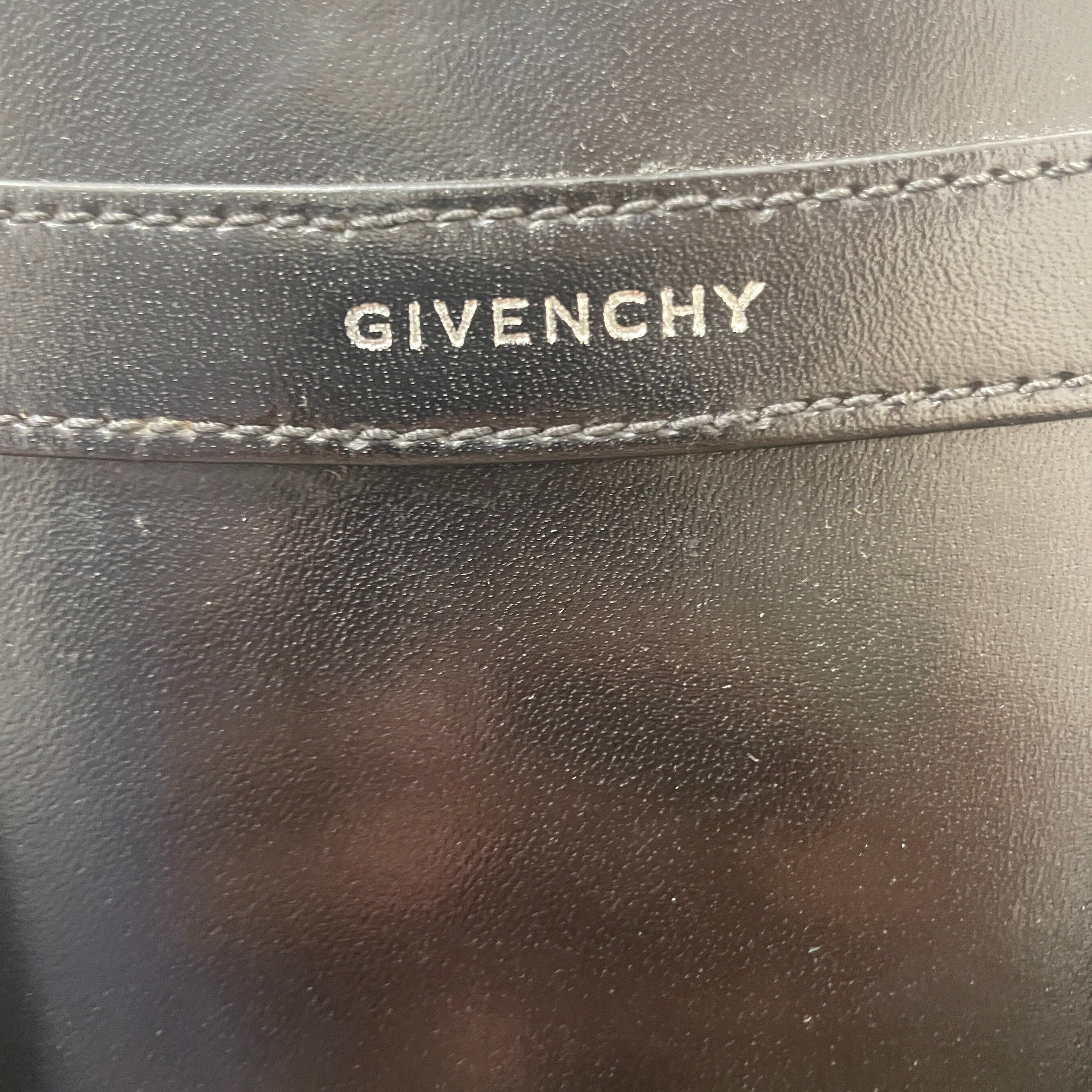 GIVENCHY/Bag/Leather/BLK/SHARK LEATHER BUCKET BAG view 4