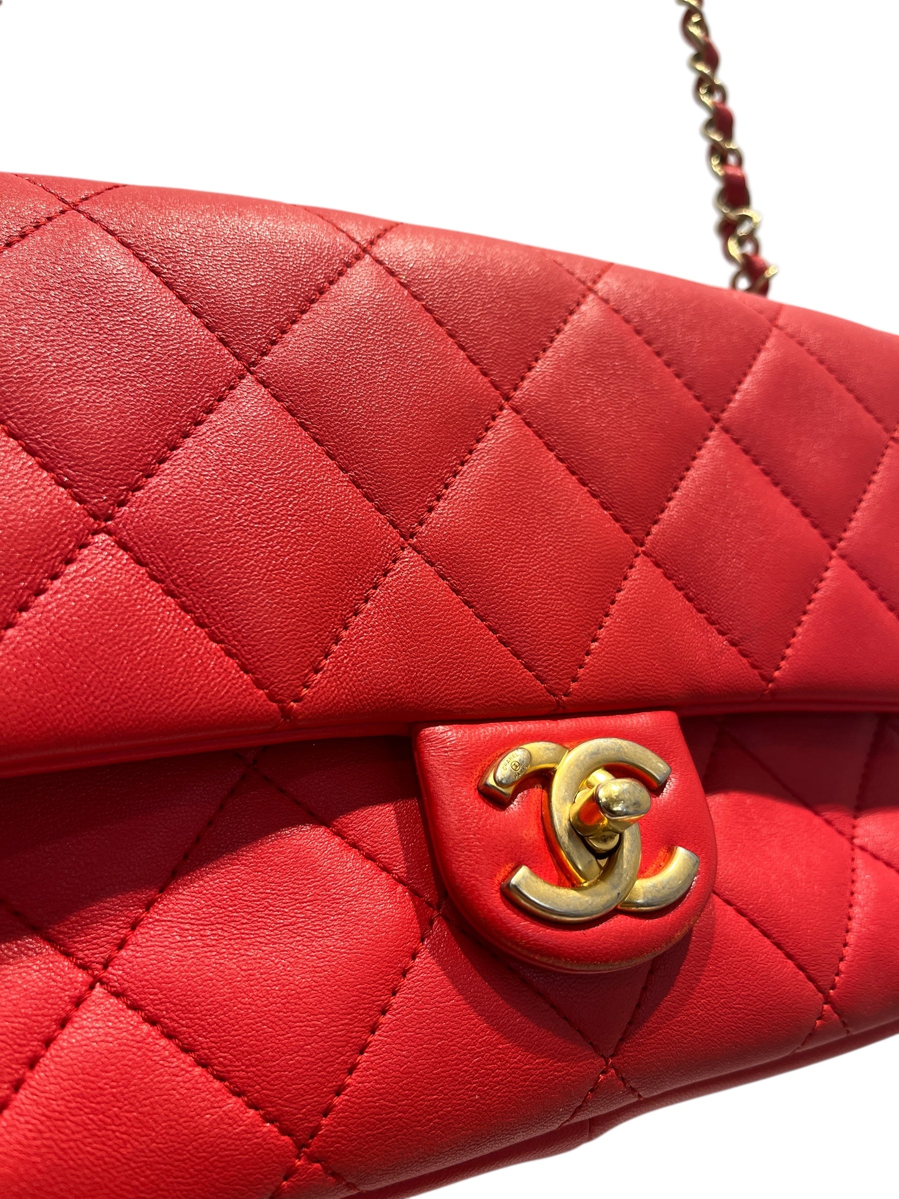 CHANEL/Cross Body Bag/Lambskin/RED/MINIFLAP/GOLDHARDWARE/CLASSIC view 8