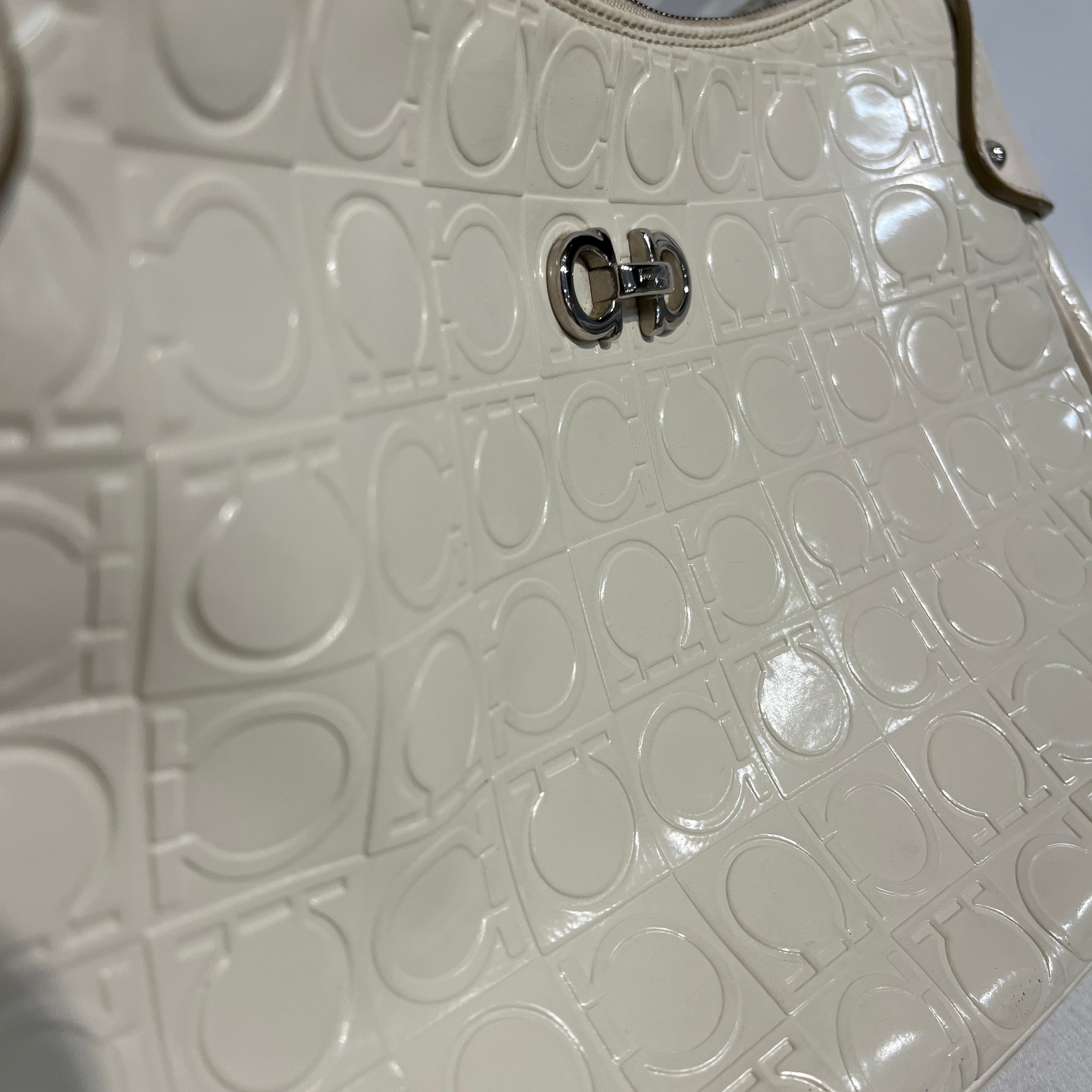 Salvatore Ferragamo/Hand Bag/Monogram/Leather/WHT/AU21 B472 view 6