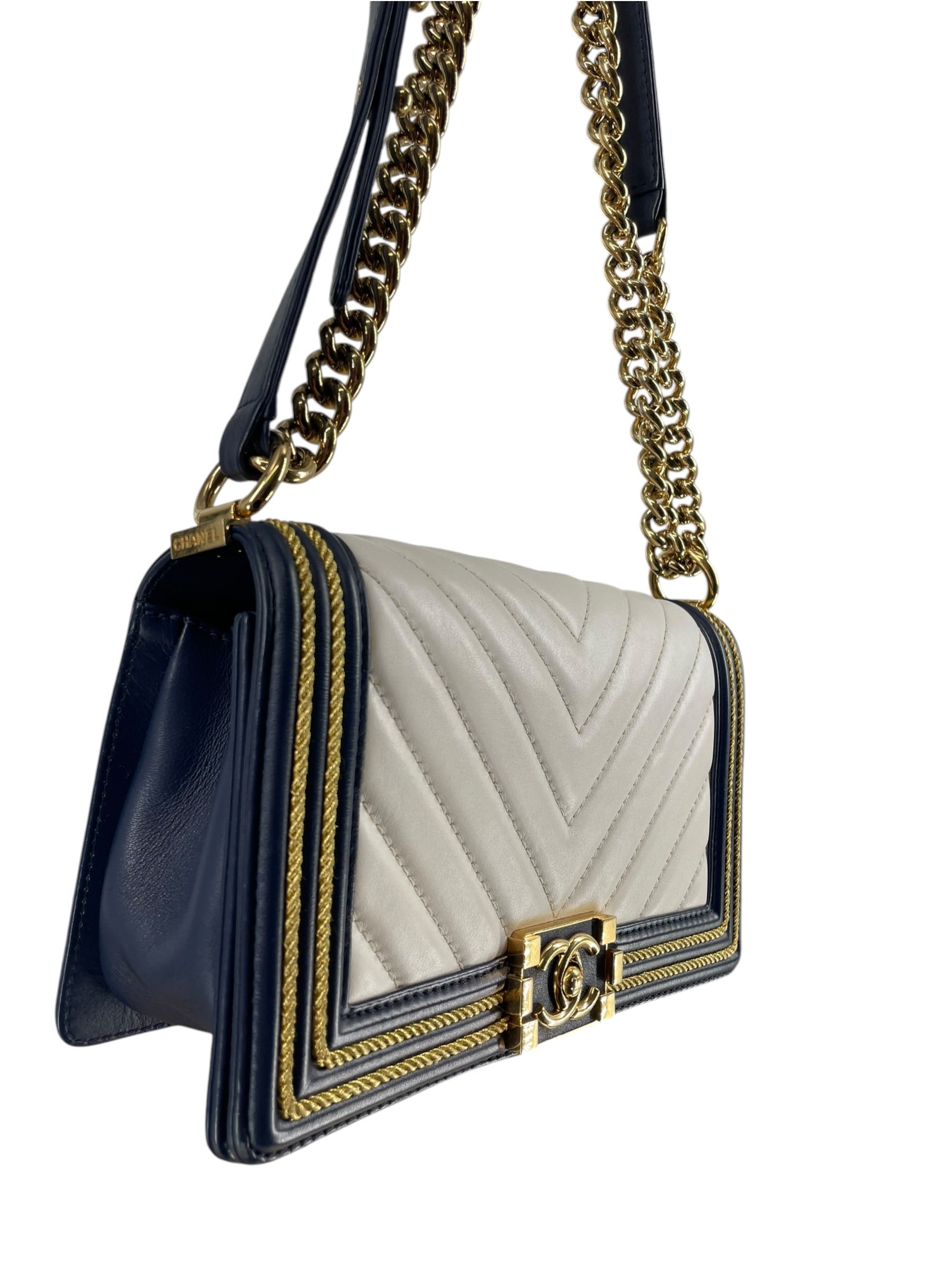 CHANEL/Cross Body Bag/Leather/MLT/26844916/BLU&WHT&GLD/BOY BAG view 6