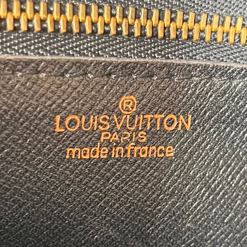 LOUIS VUITTON/Cross Body Bag/Leather/NVY/epi view 5