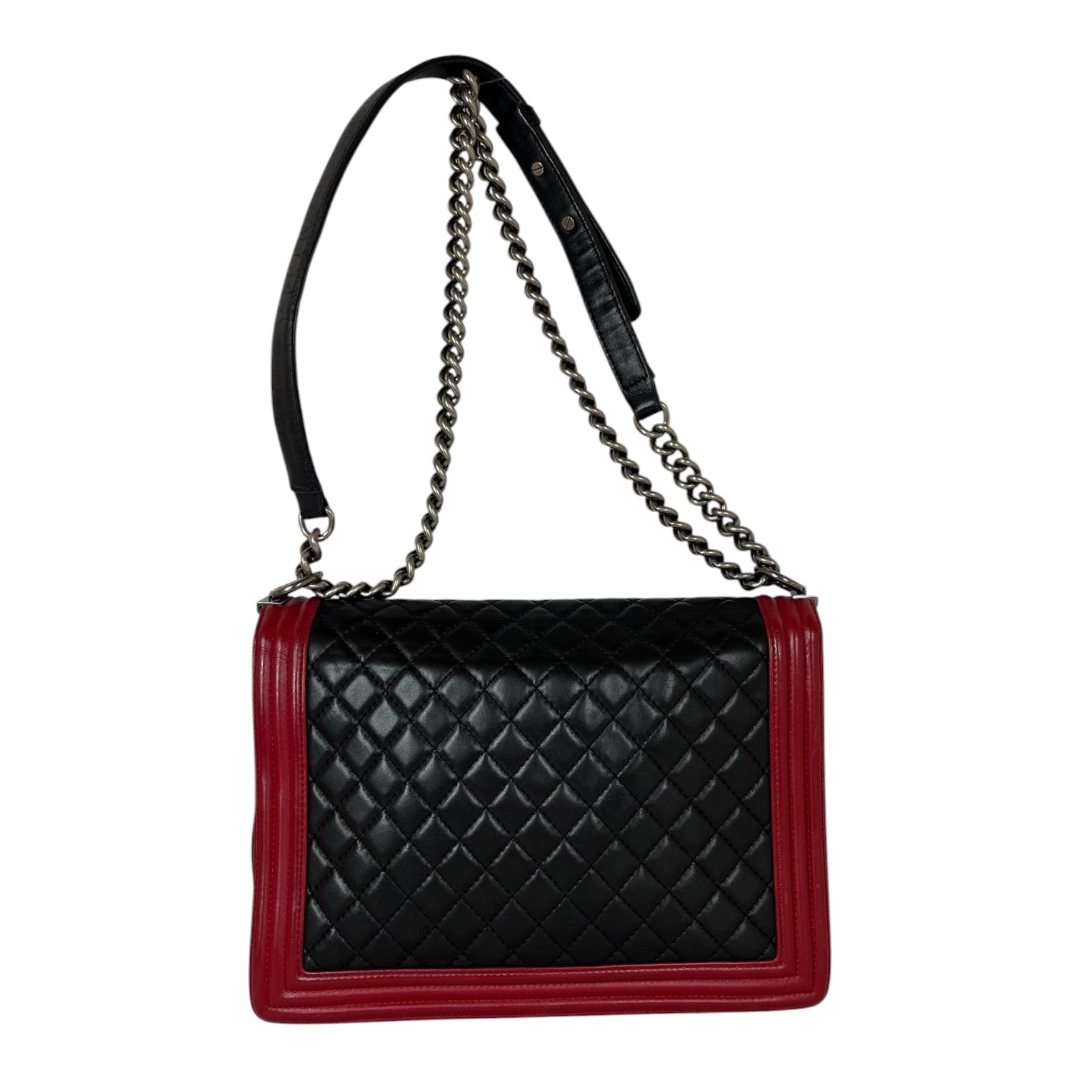 CHANEL/Cross Body Bag/Border/Leather/BLK/RED BORDER MEDIUM BOY BAG view 2