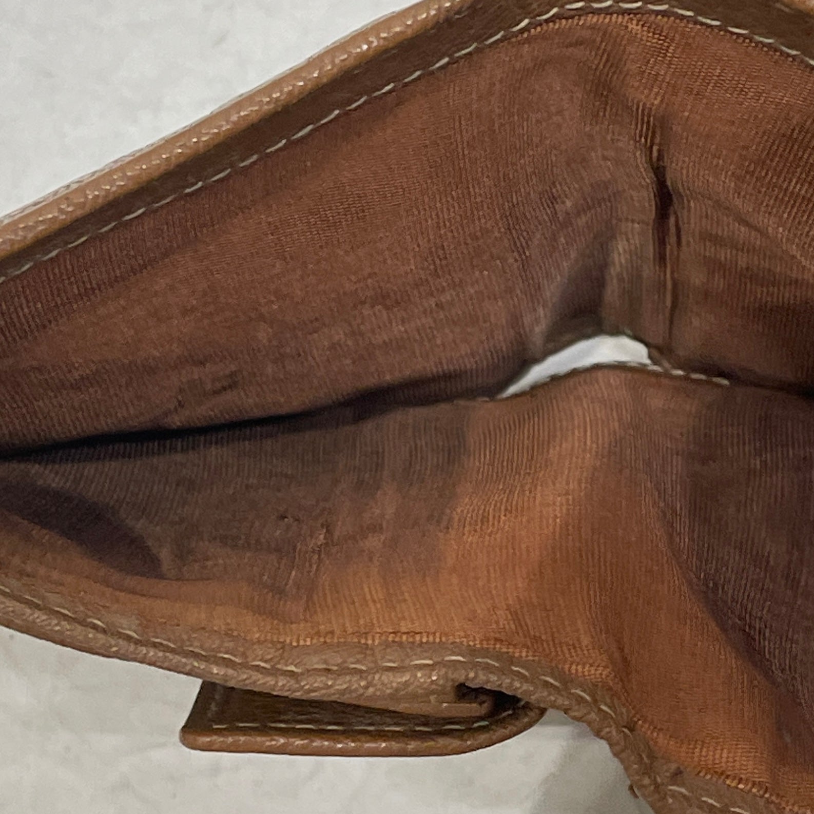 Salvatore Ferragamo/Wallet/Leather/BEG/BELT BUTTON CLOSURE view 4