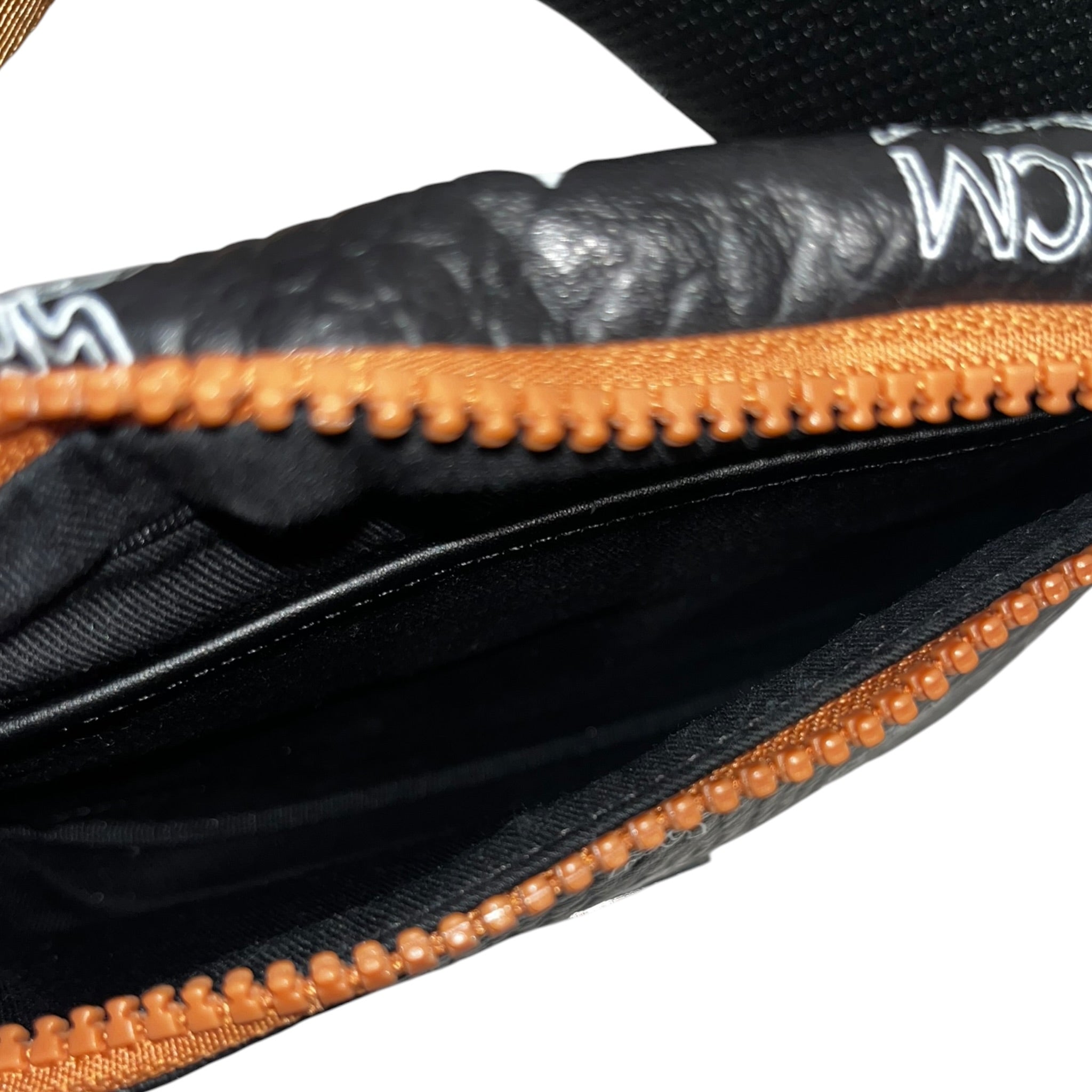 MCM/Fanny Pack/Monogram/BLK/07051 view 3