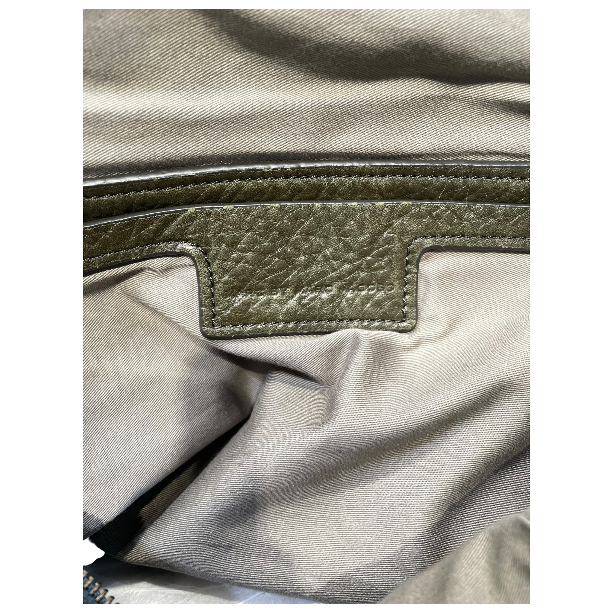 MARC BY MARC JACOBS/Bag/Leather/GRN/SOFT BREIFCASE GOLD HARDWARE view 3
