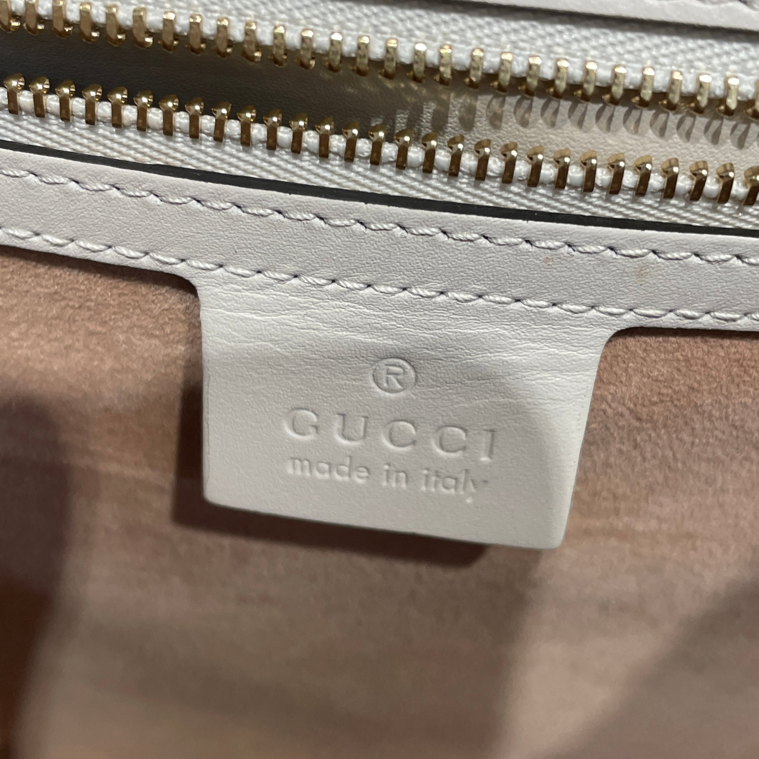 GUCCI/Cross Body Bag/Stripe/Leather/WHT/Sylvie Embroidered Medium view 3