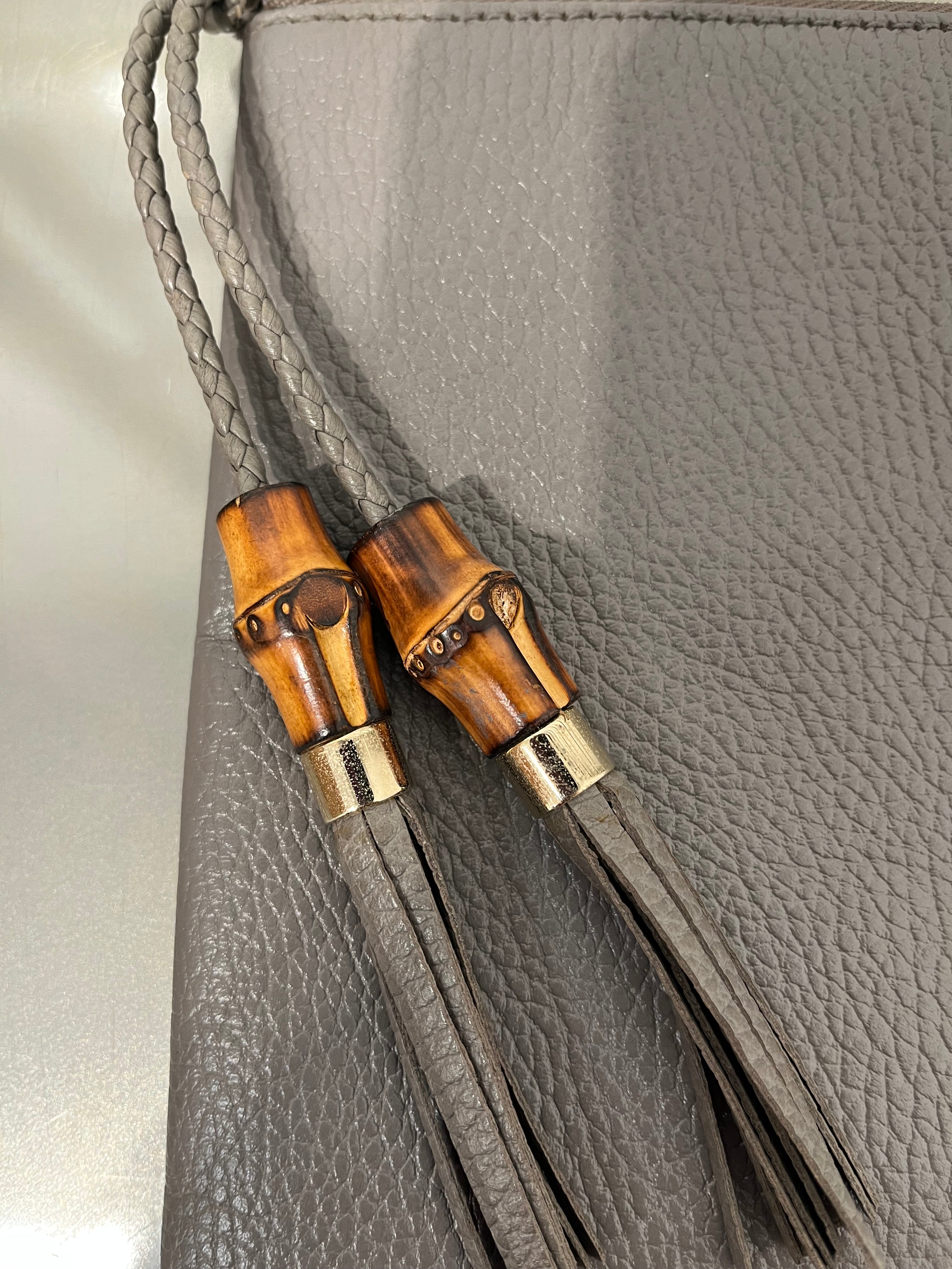 GUCCI/Pouch/Leather/GRY/BAMBOO POUCH view 2