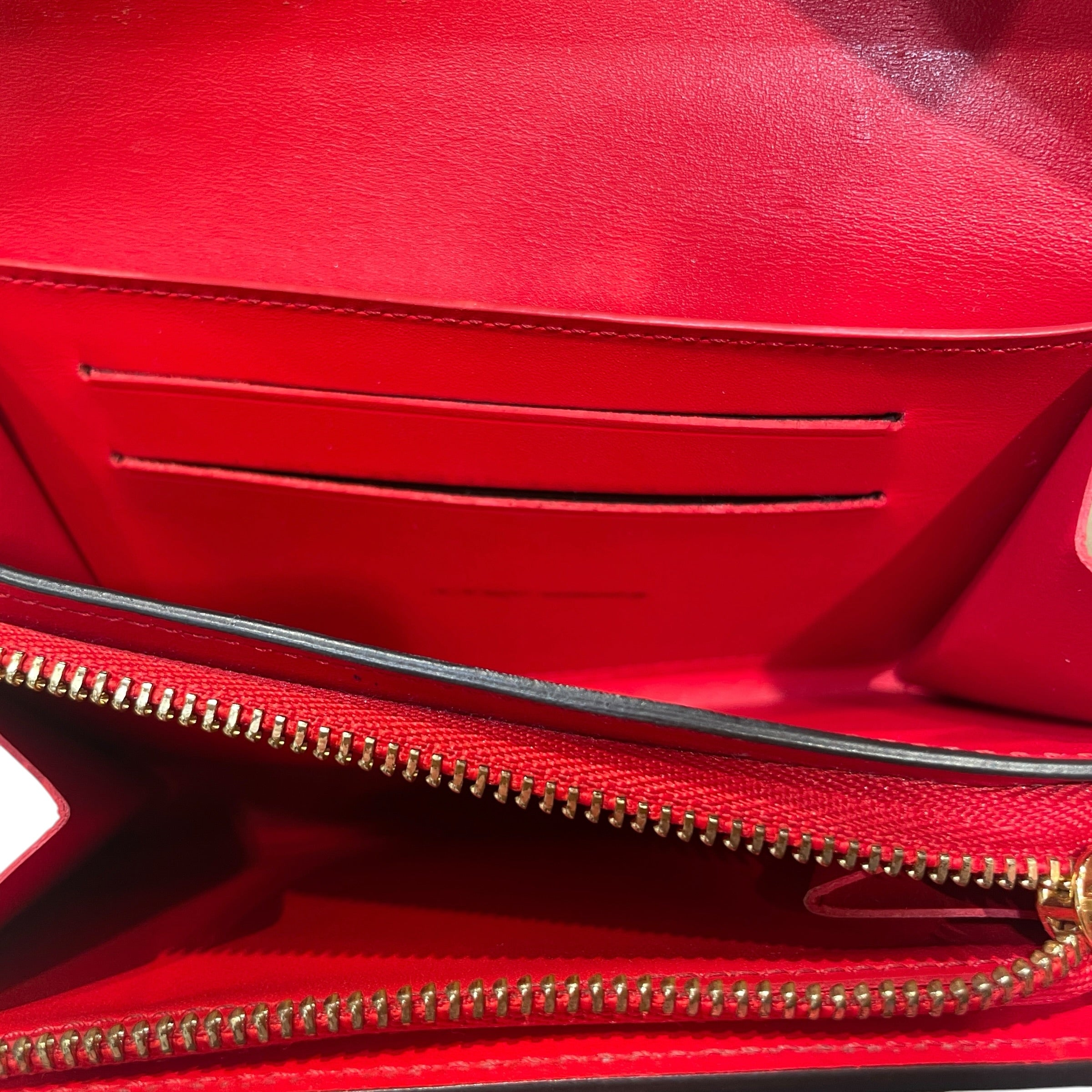 LOUIS VUITTON/Wallet/Monogram/Leather/BRW/L's/Flore Compact Coquelicot (Red) view 4