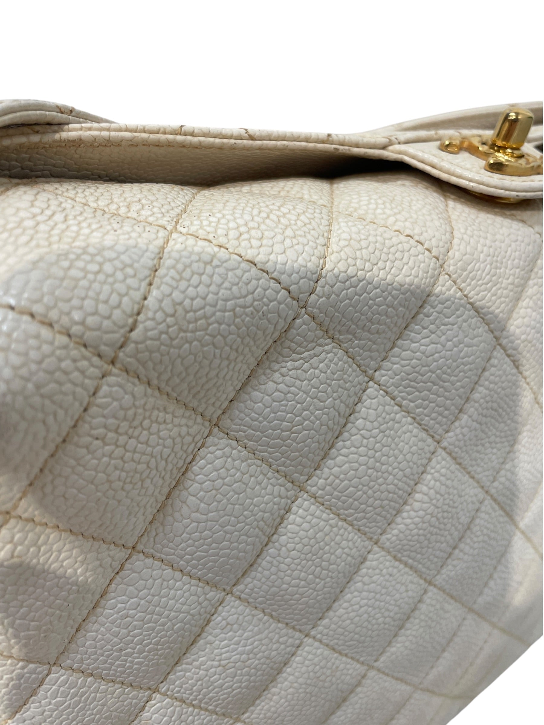 CHANEL/Cross Body Bag/Leather/White/ﾏﾄﾗｯｾ top turn lock view 6