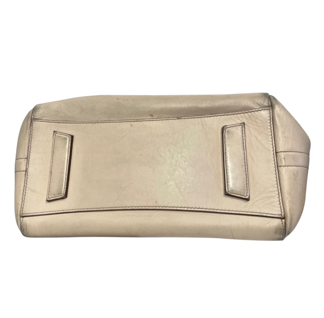 GIVENCHY/Hand Bag/Leather/WHT/ANTIGONA BAG view 3