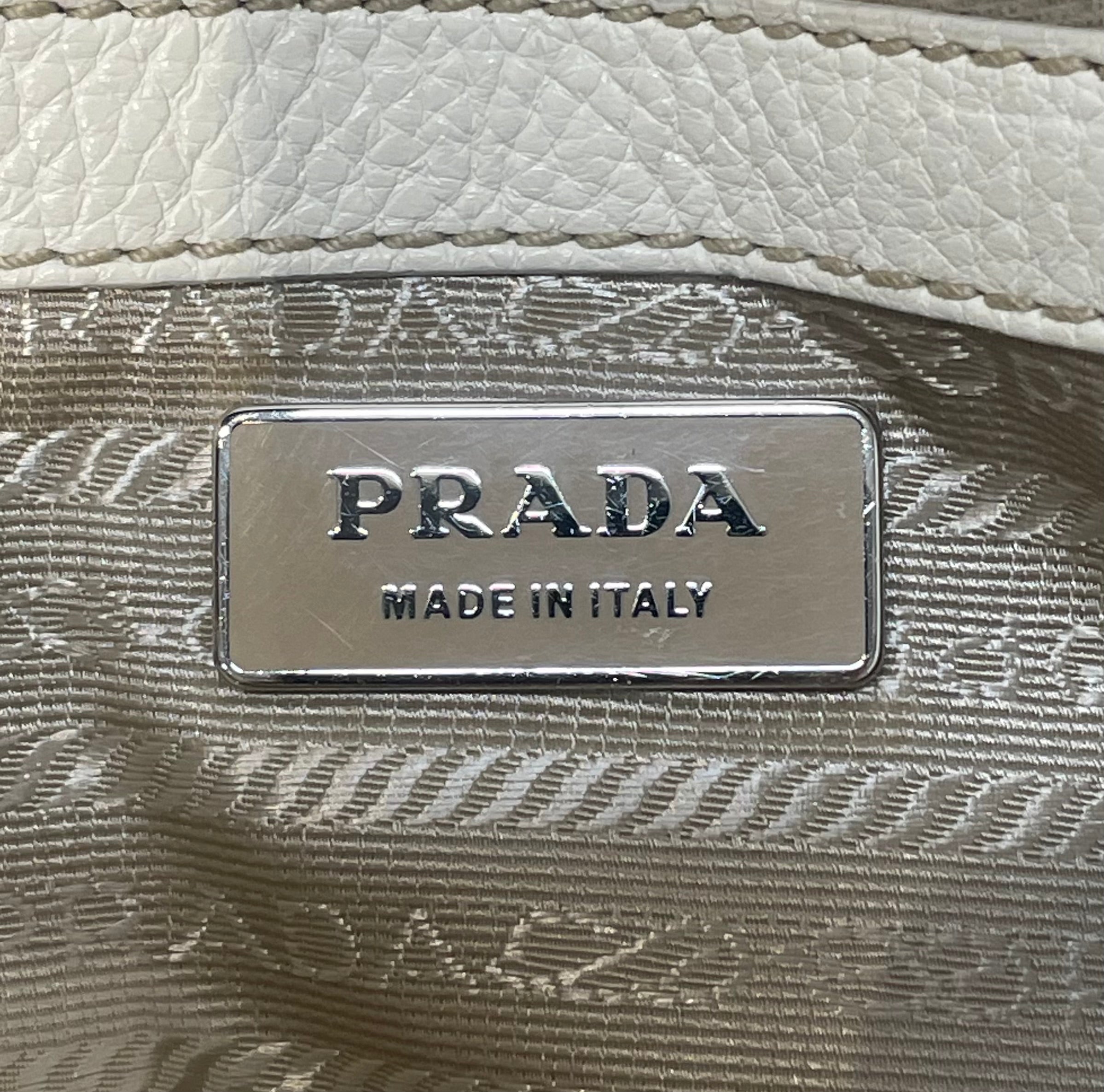 PRADA/Tote Bag/Leather/CRM/pebbled buckle tote view 6