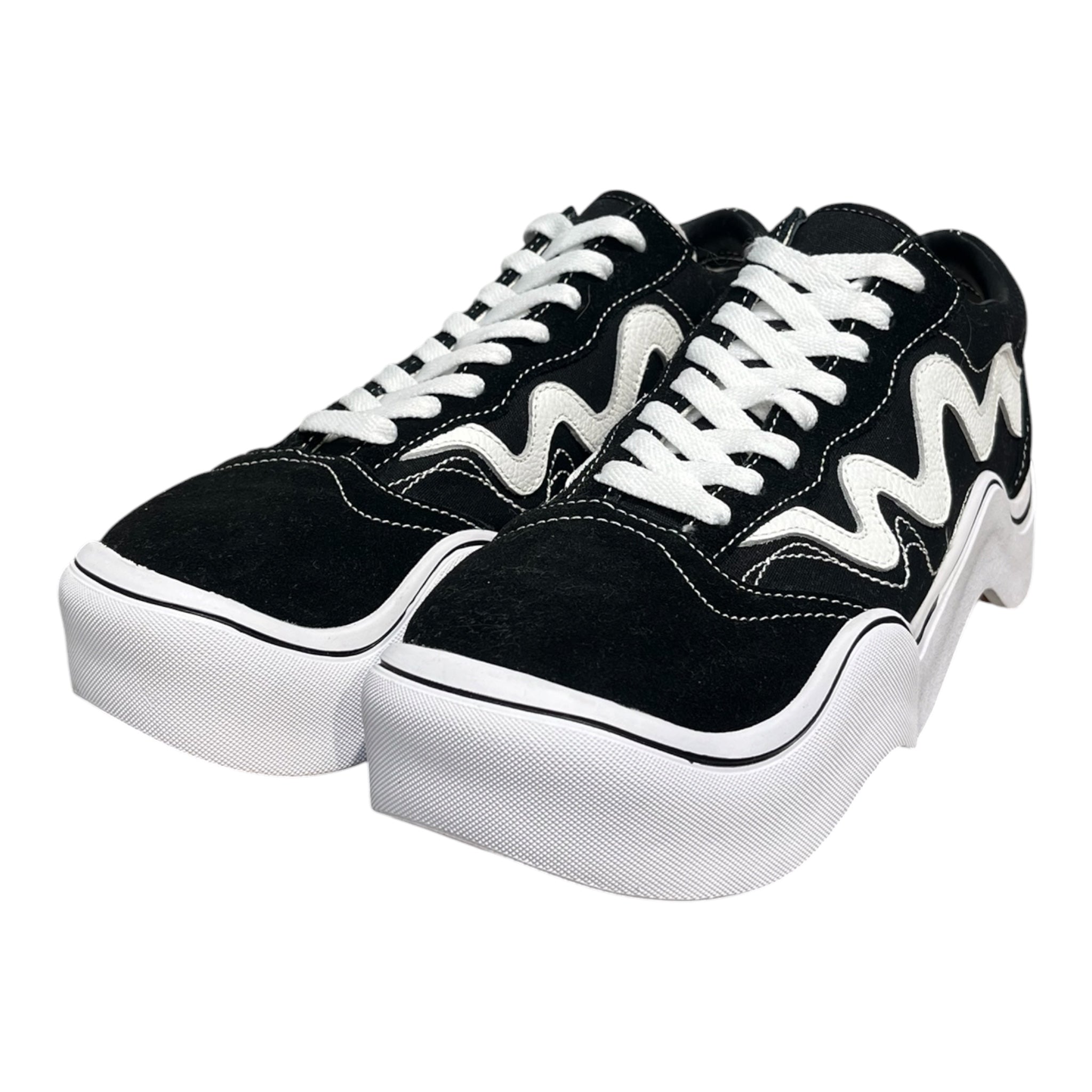 MSCHF/Low-Sneakers/US 9/BLK/super wavy sole view 1