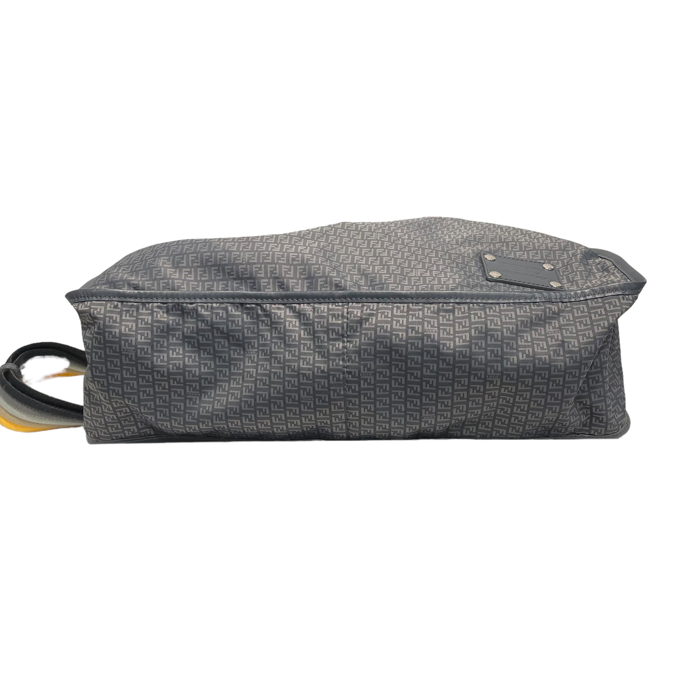 FENDI/Cross Body Bag/Monogram/Nylon/GRY/Zucchino Messenger view 5
