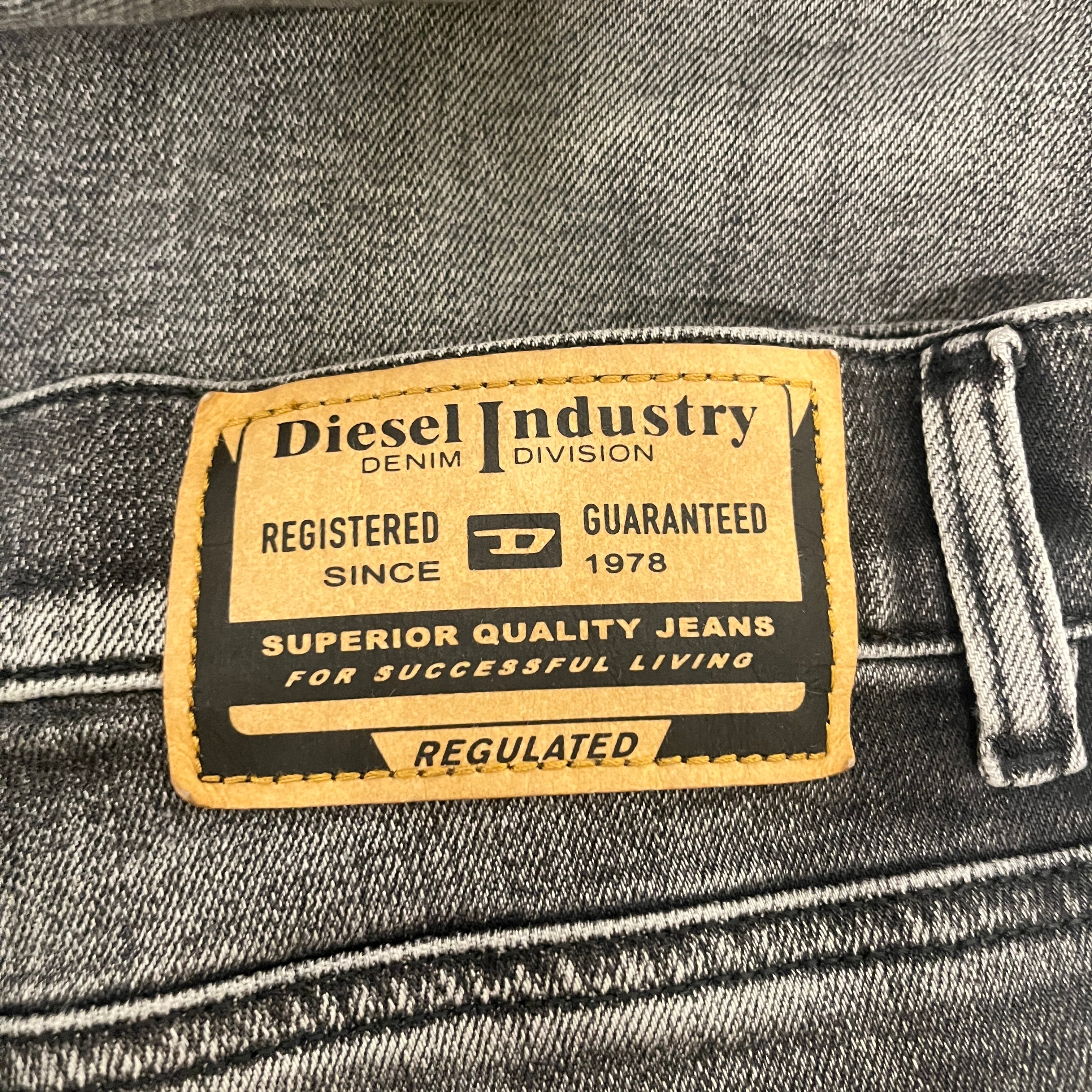 DIESEL/Bottoms/29/Cotton/BLK/acid wash/ wide leg view 3
