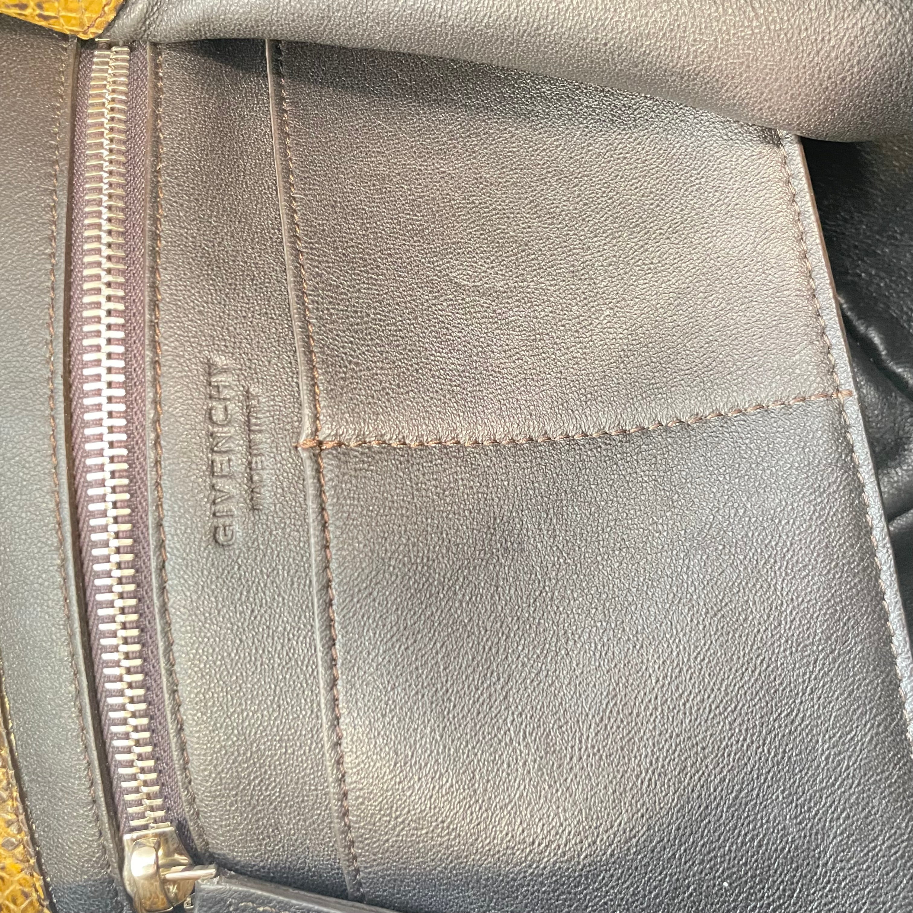 GIVENCHY/Hand Bag/Animal Pattern/YEL/PYTHON PRNT view 3