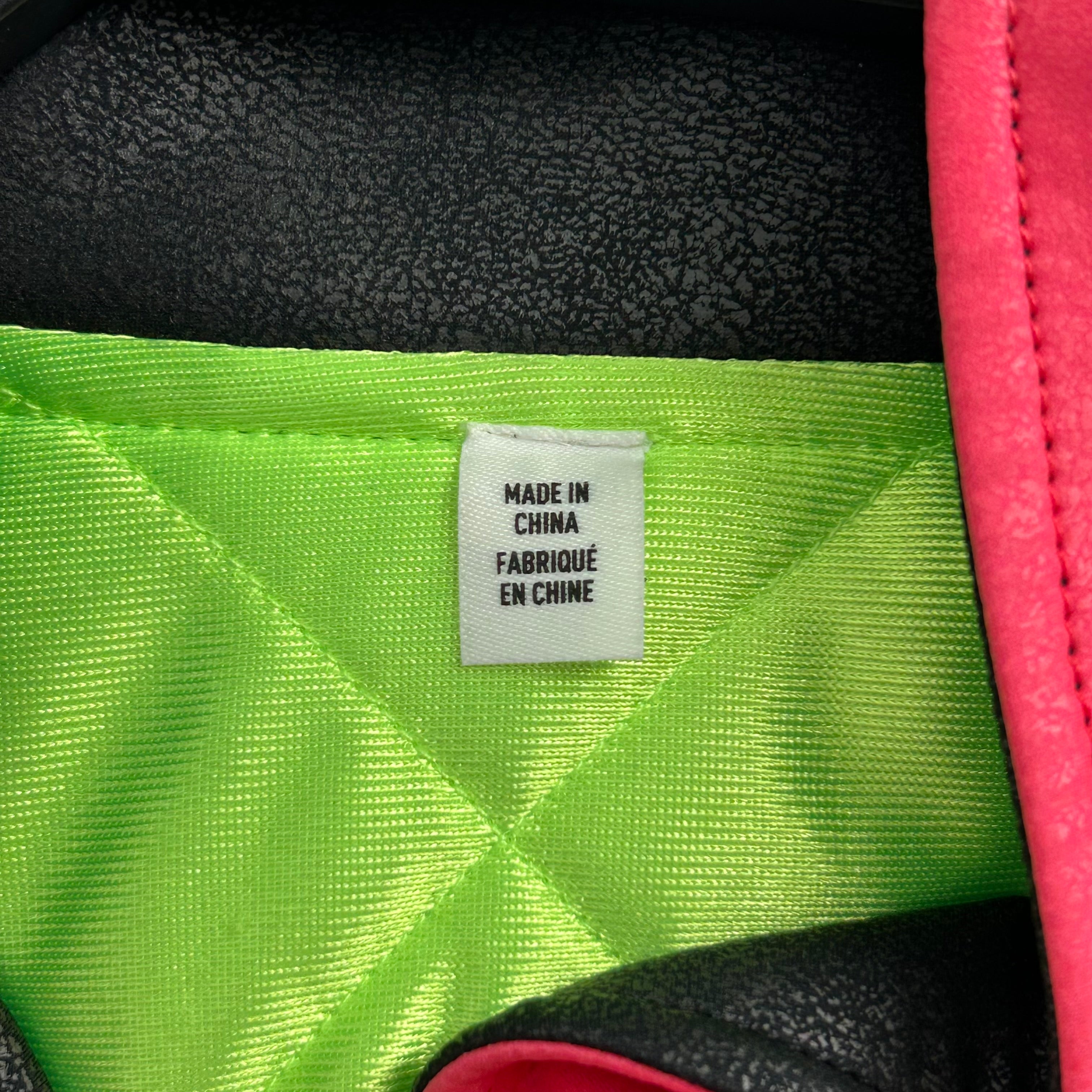 PUMA/Puffer Jkt/S/Leather/BLK/PINK COLLAR view 3