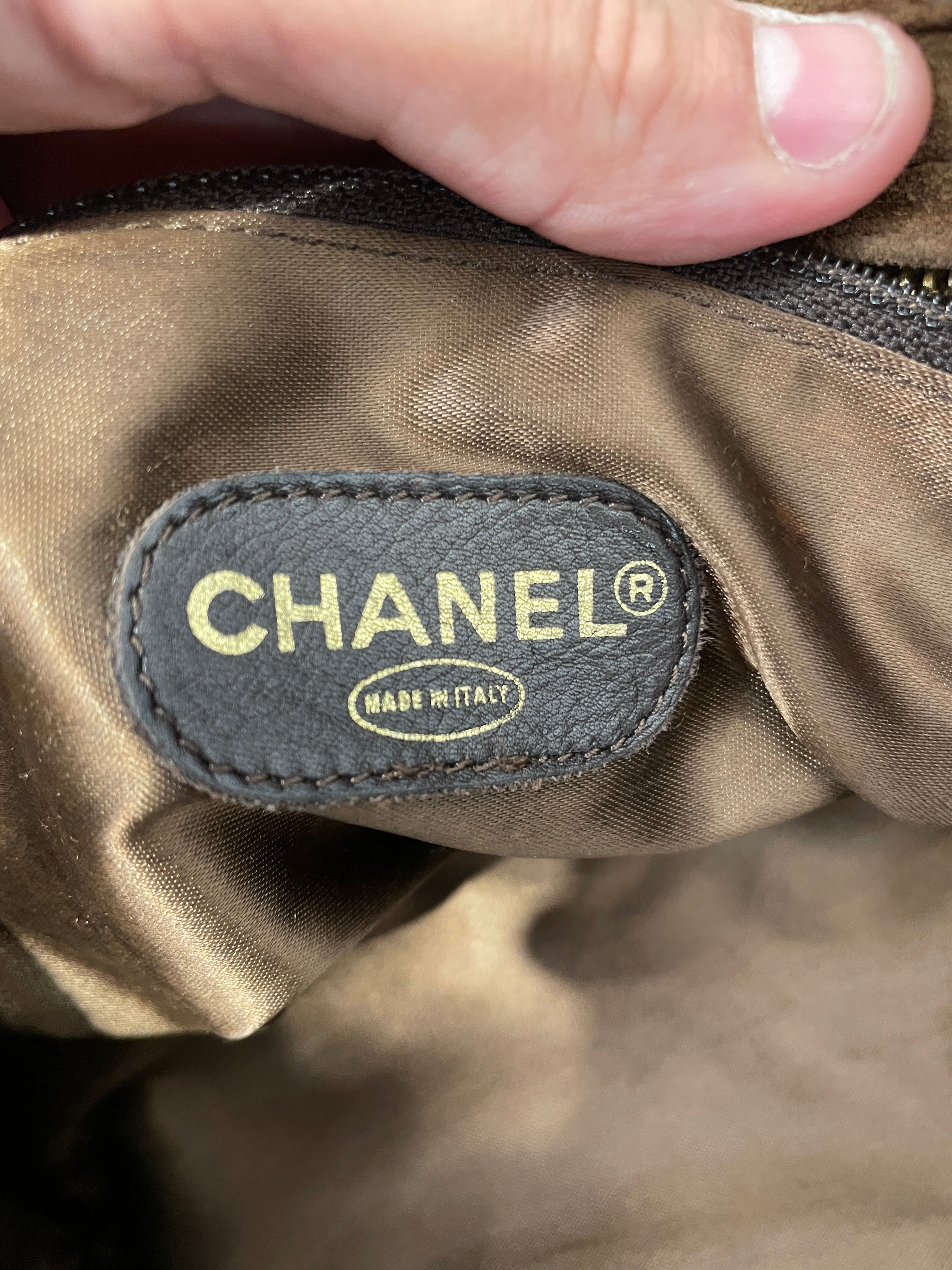 CHANEL/Cross Body Bag/Suede/CML/VINTAGE TIMELESS CHAIN view 4