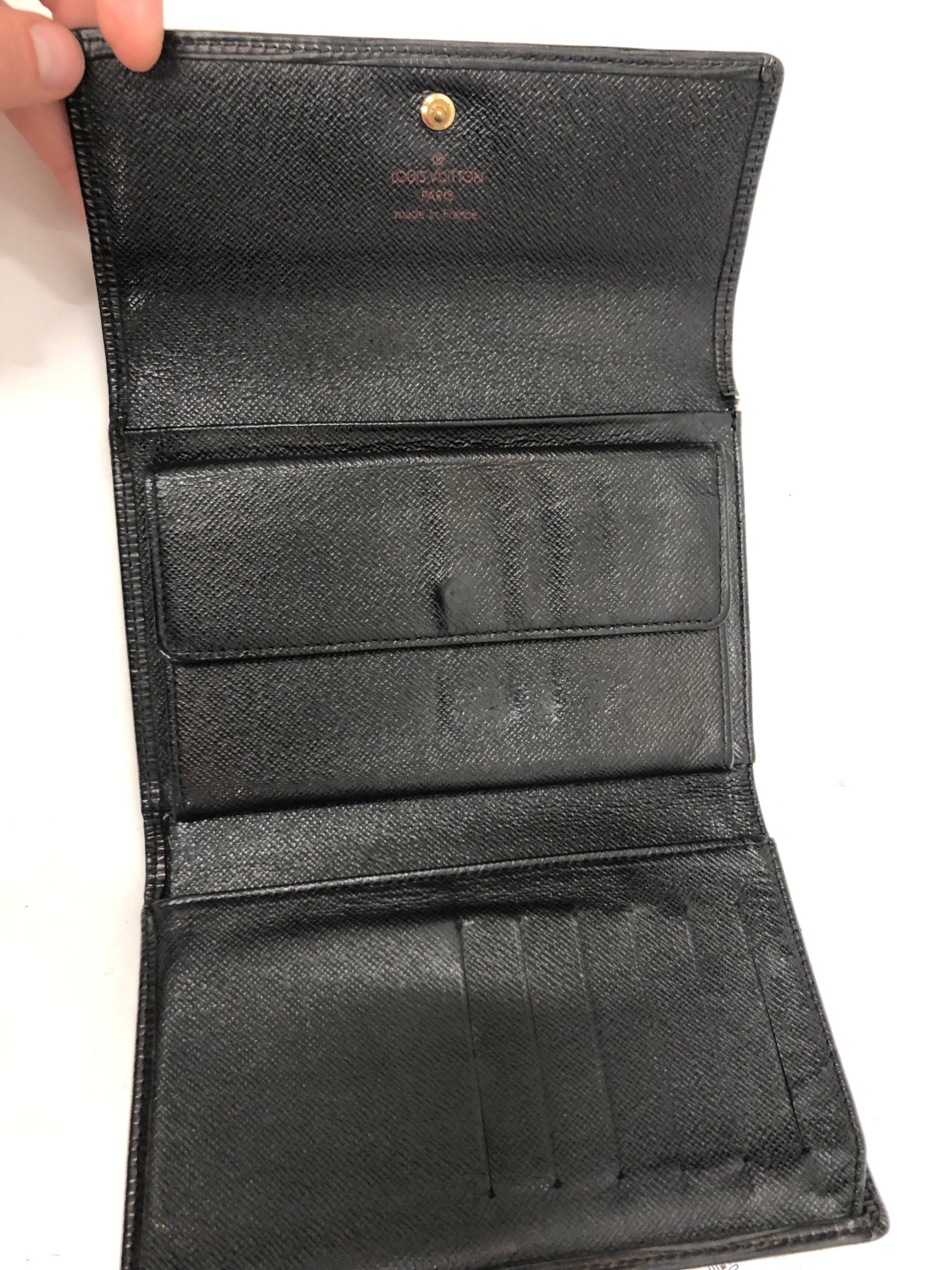 LOUIS VUITTON/Trifold Wallet/Stripe/Leather/BLK/L's/Epi leather bifold wallet view 3