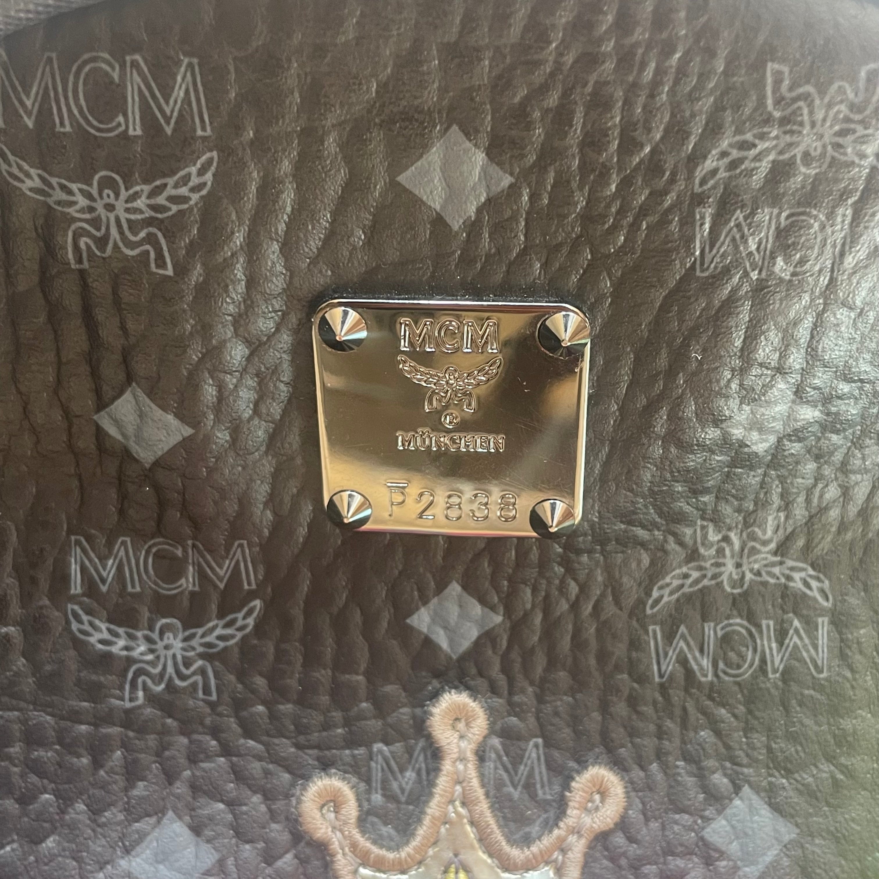 MCM/Backpack/Monogram/Leather/BLK/stefan strumbel/viesto view 4