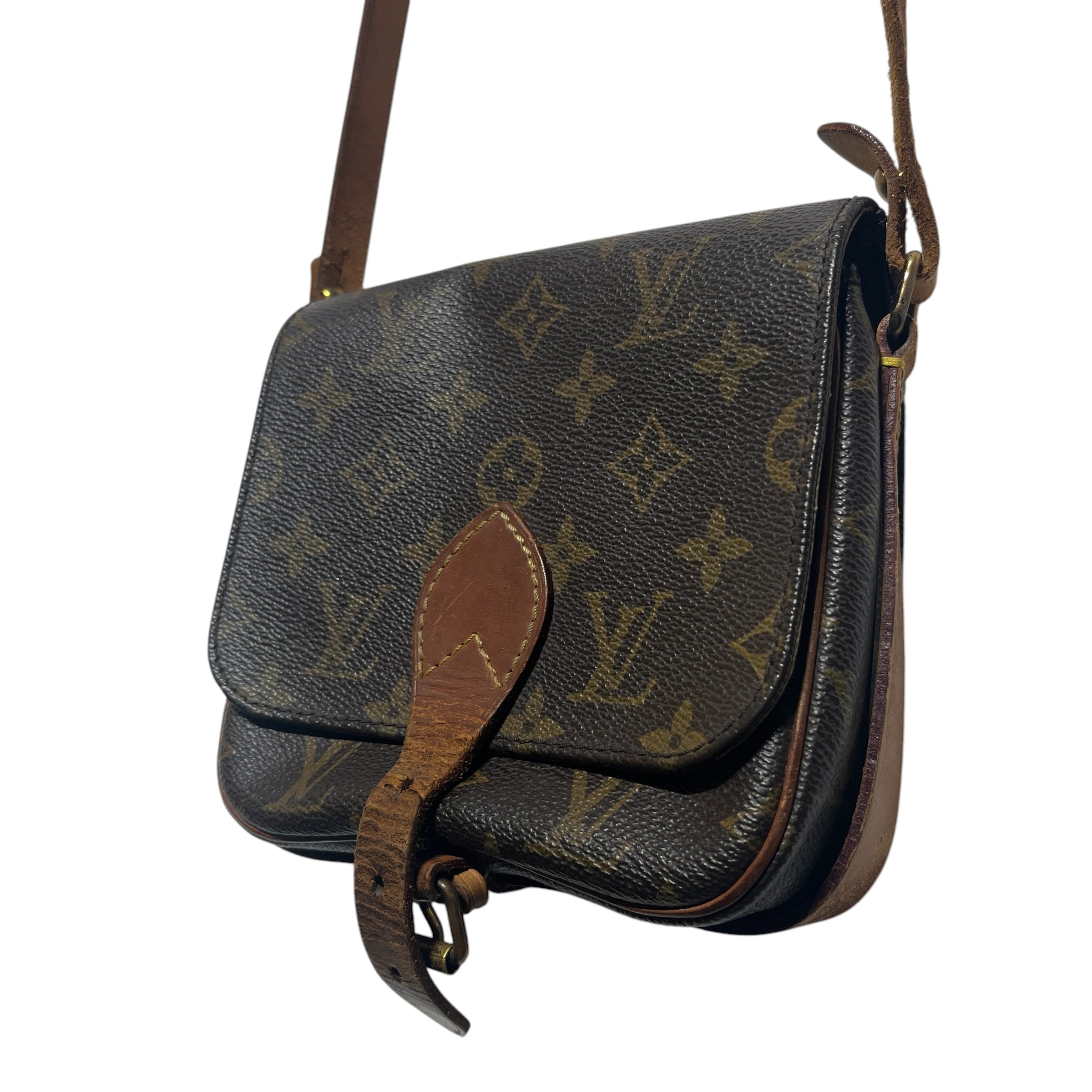 LOUIS VUITTON/Cross Body Bag/Monogram/Leather/BRW/front buckle view 2